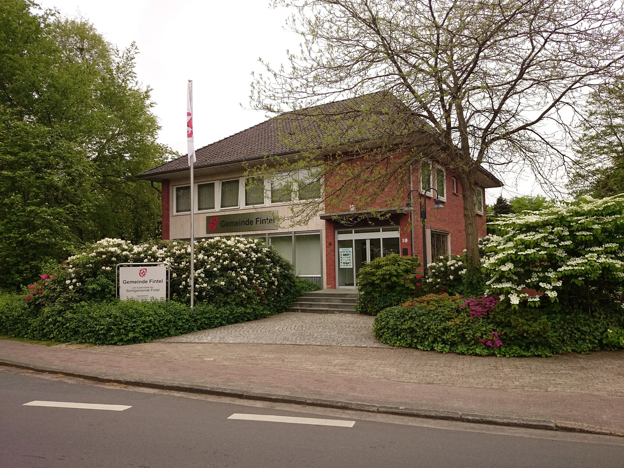 Photo showing: Die Verwaltung der Gemeinde Fintel, Rotenburger Straße 10.