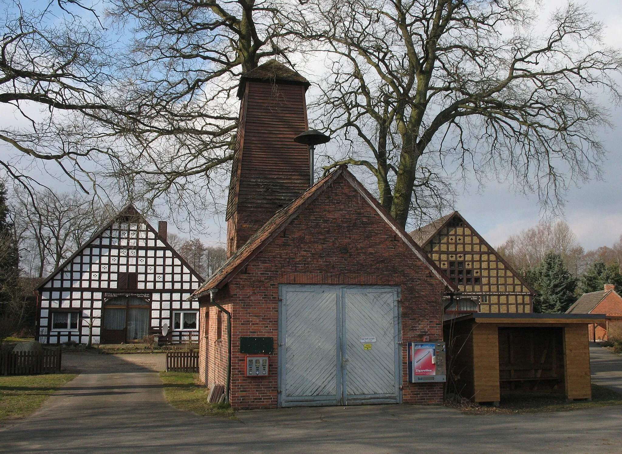 Photo showing: Fire station in Jameln-Breselenz in Lower Saxony, Germany