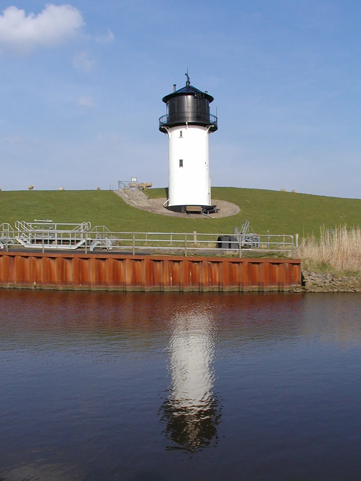 Photo showing: Der alte Leuchtturm die "Dicke Berta" in Altenbruch