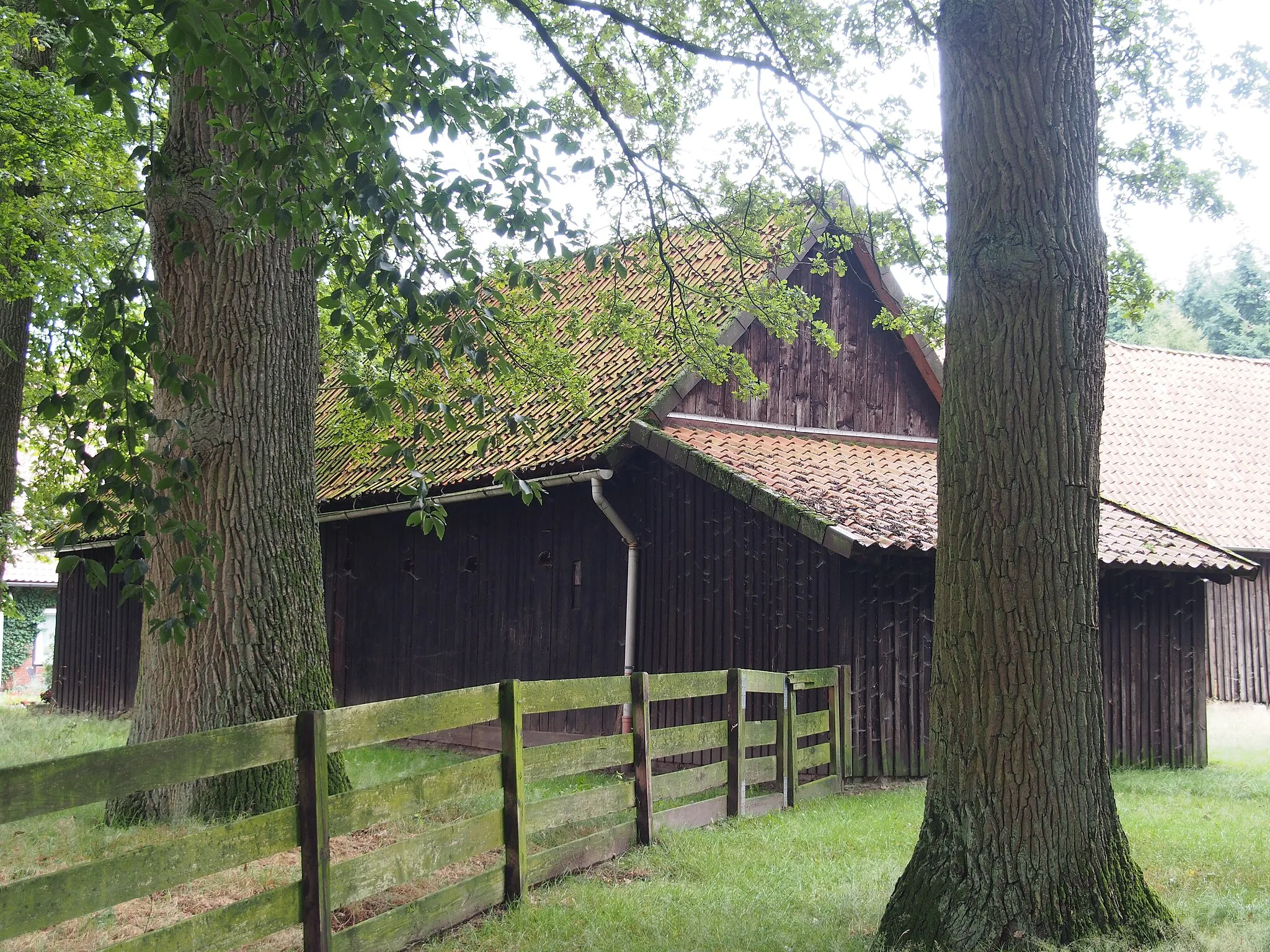 Photo showing: Denkmalgeschützter Schafstall in Offen Ortsteil Katensen, Stadt Bergen, Niedersachsen