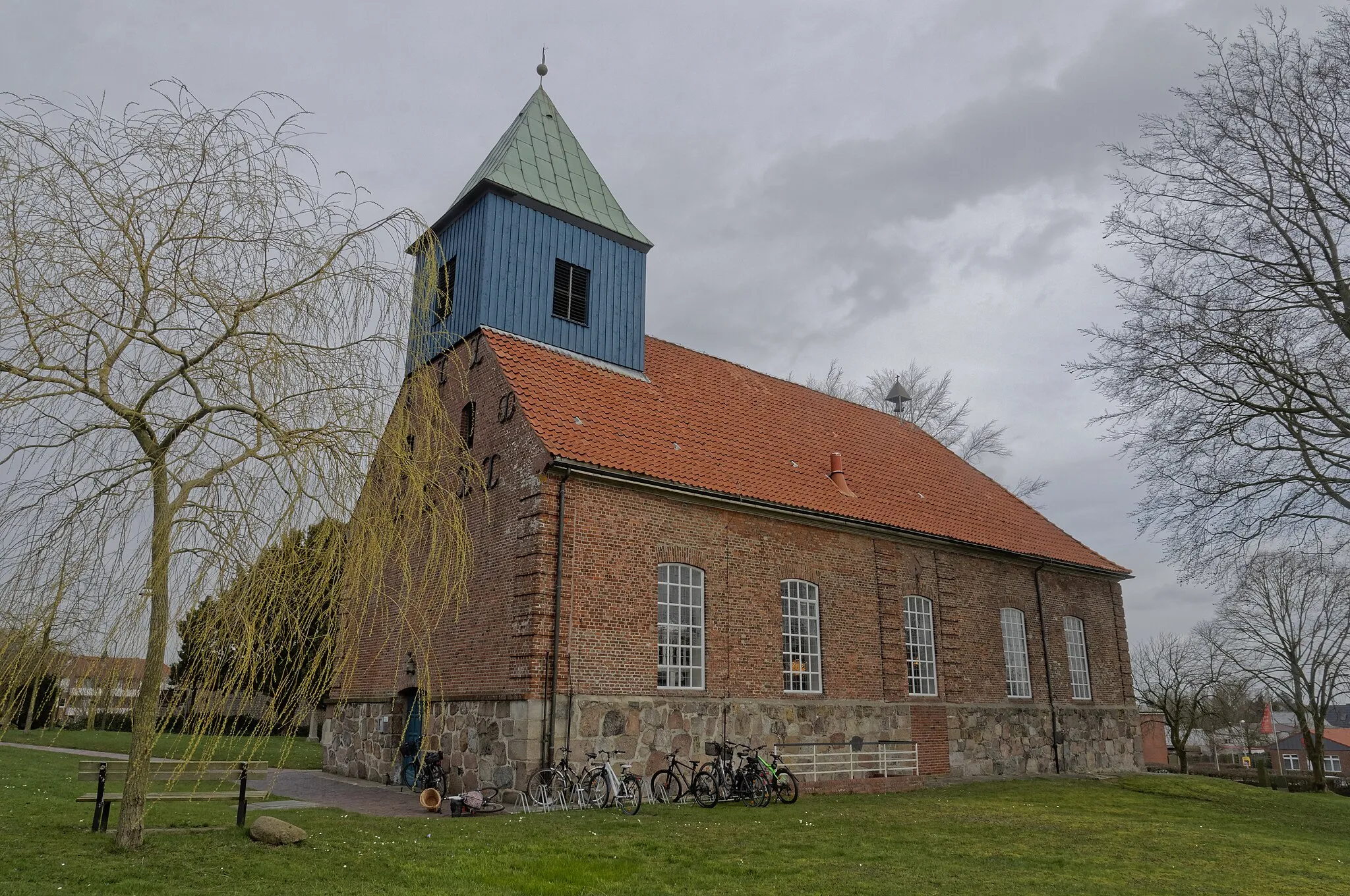 Photo showing: Cuxhaven -Kreuzkirche Altenwalde- 2020