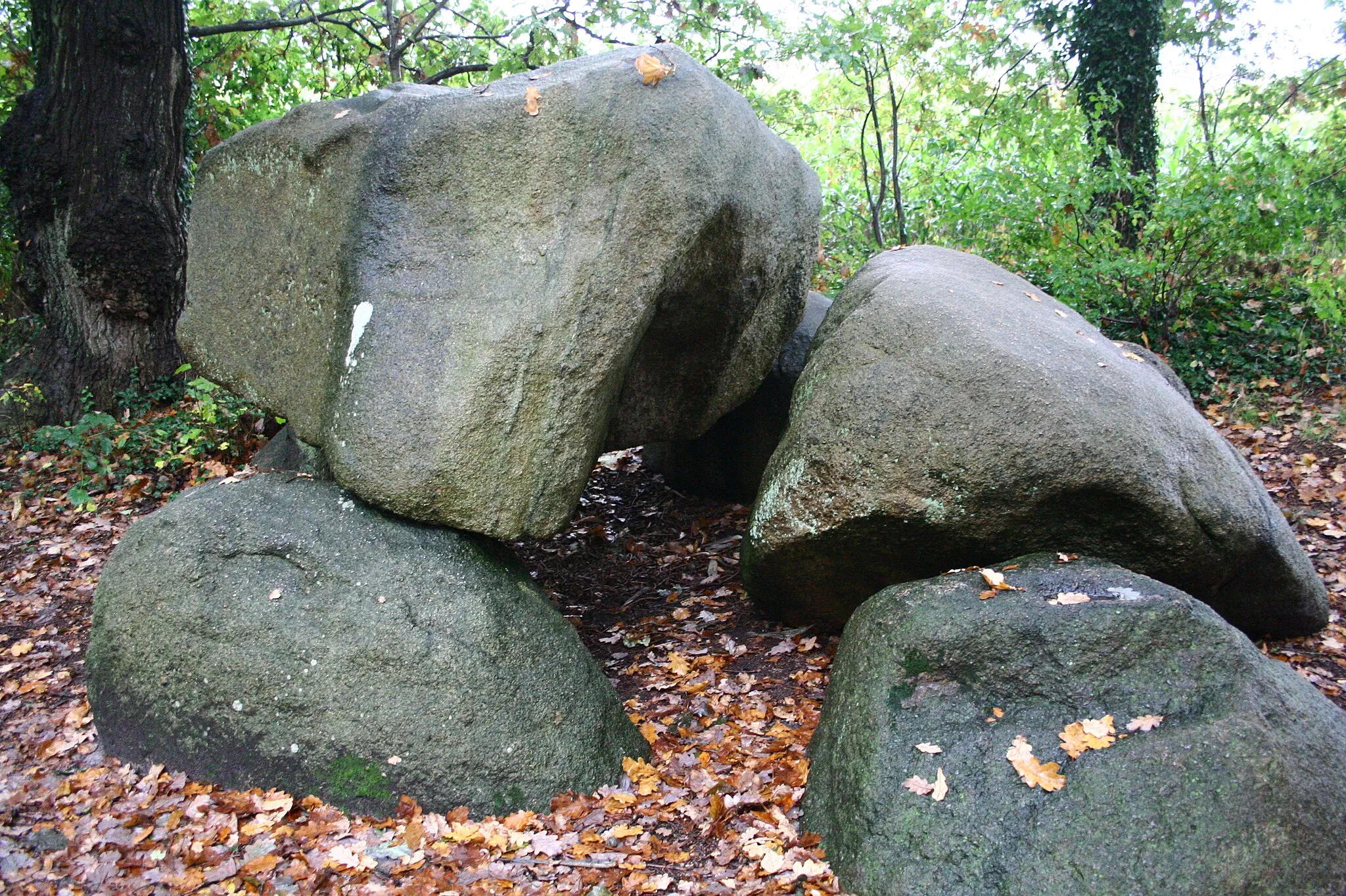 Photo showing: Megalithic tomb Meyenburg