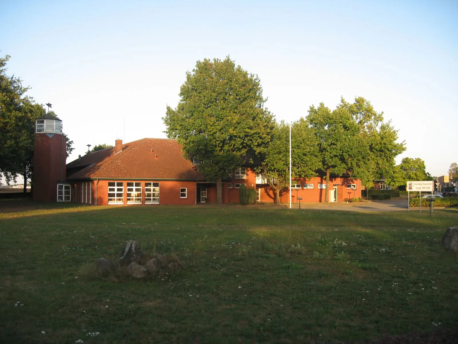 Photo showing: Tostedt Firestation