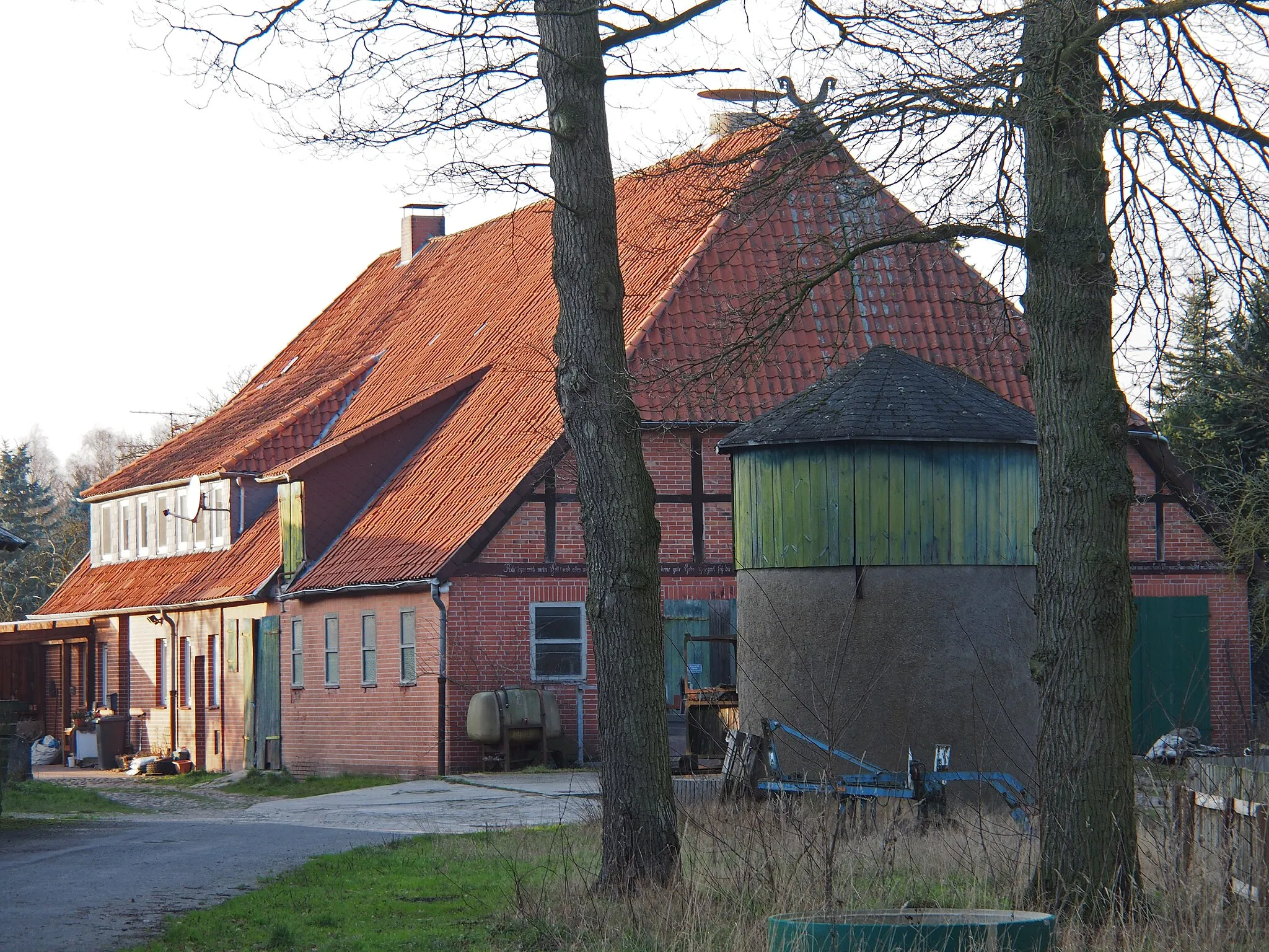 Photo showing: Bauernhof in Hermannsburg OT. Weesen, Niedersachsen