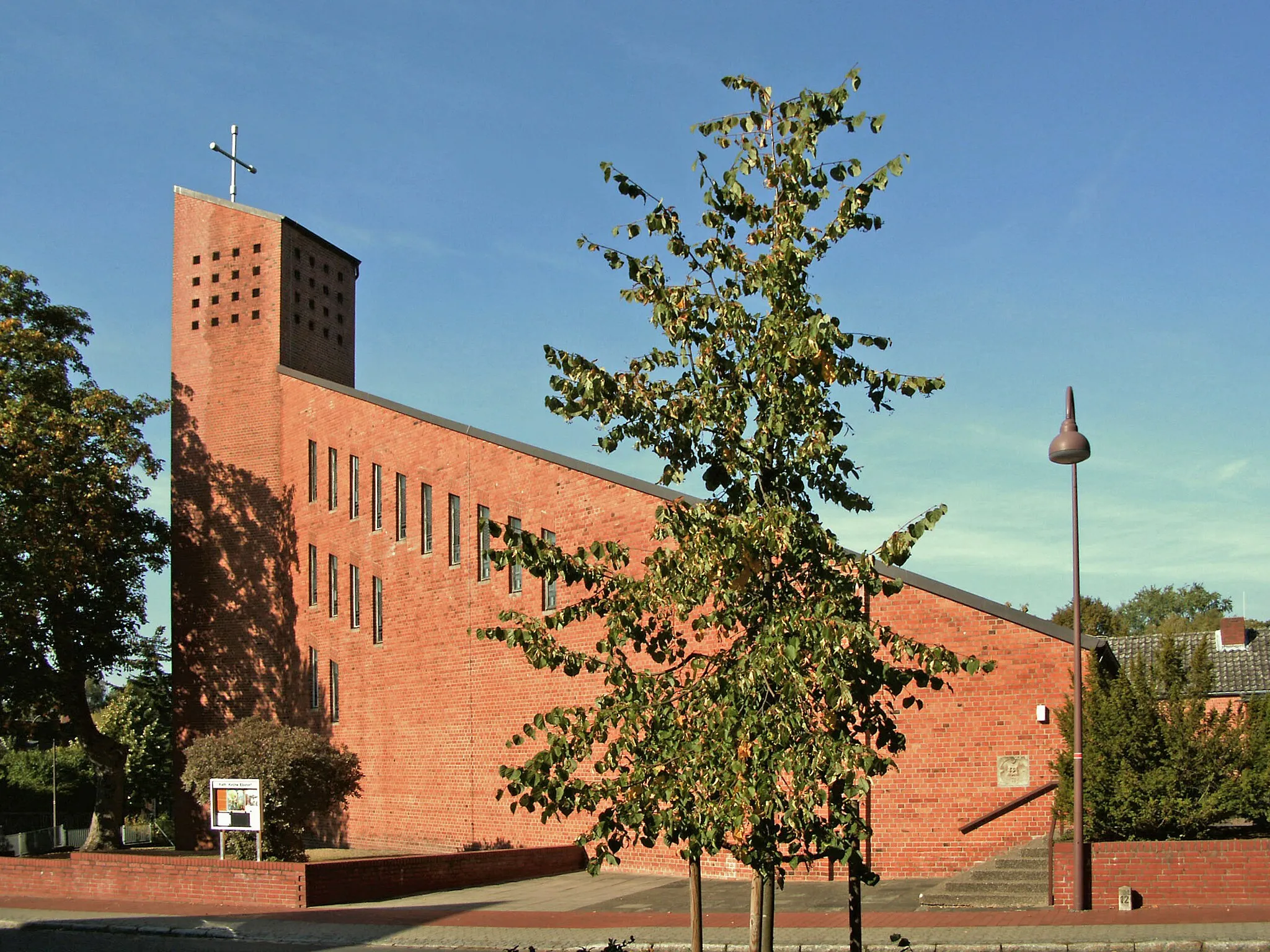 Photo showing: Katholische Kirche Maria Heimsuchung in Ebstorf, Landkreis Uelzen