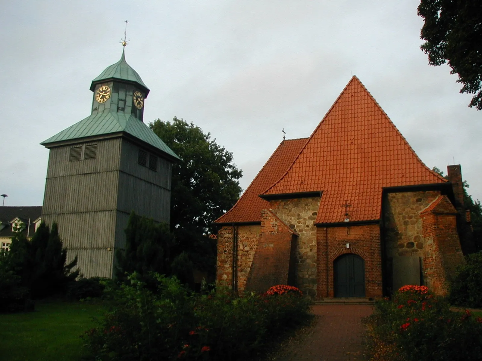 Photo showing: The Evangelical Lutheran St. John the Baptist Church in Visselhövede, Lower Saxony, Germany.