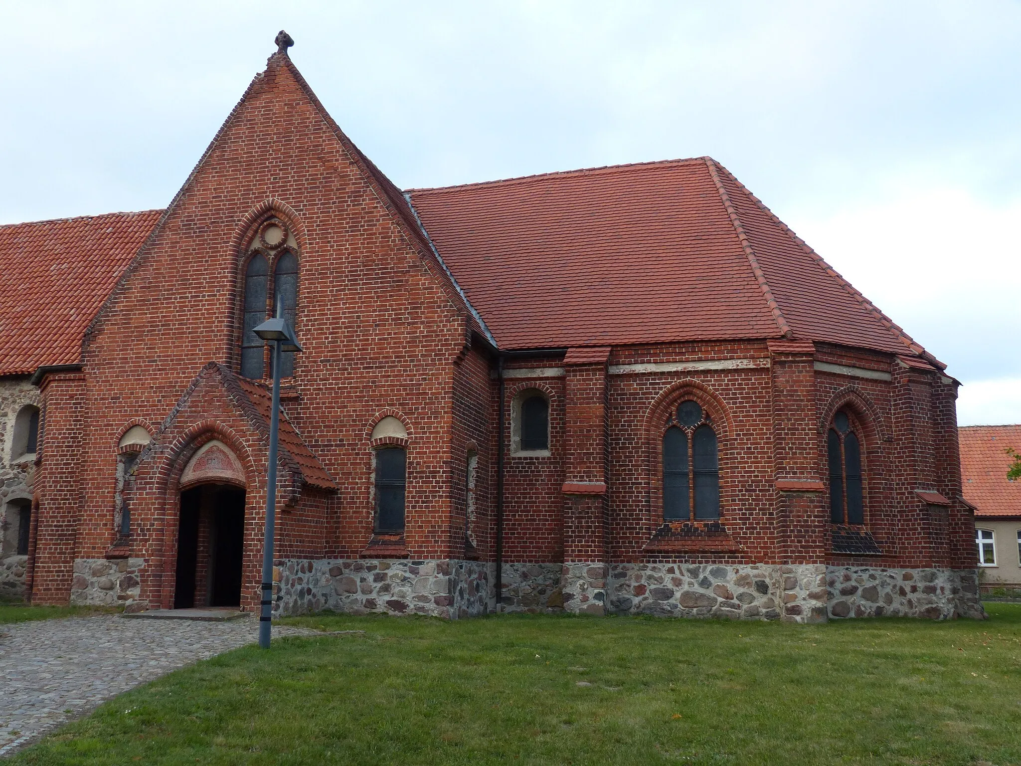 Photo showing: Kirche in Dähre, romanisch, gotisch, neugotisch