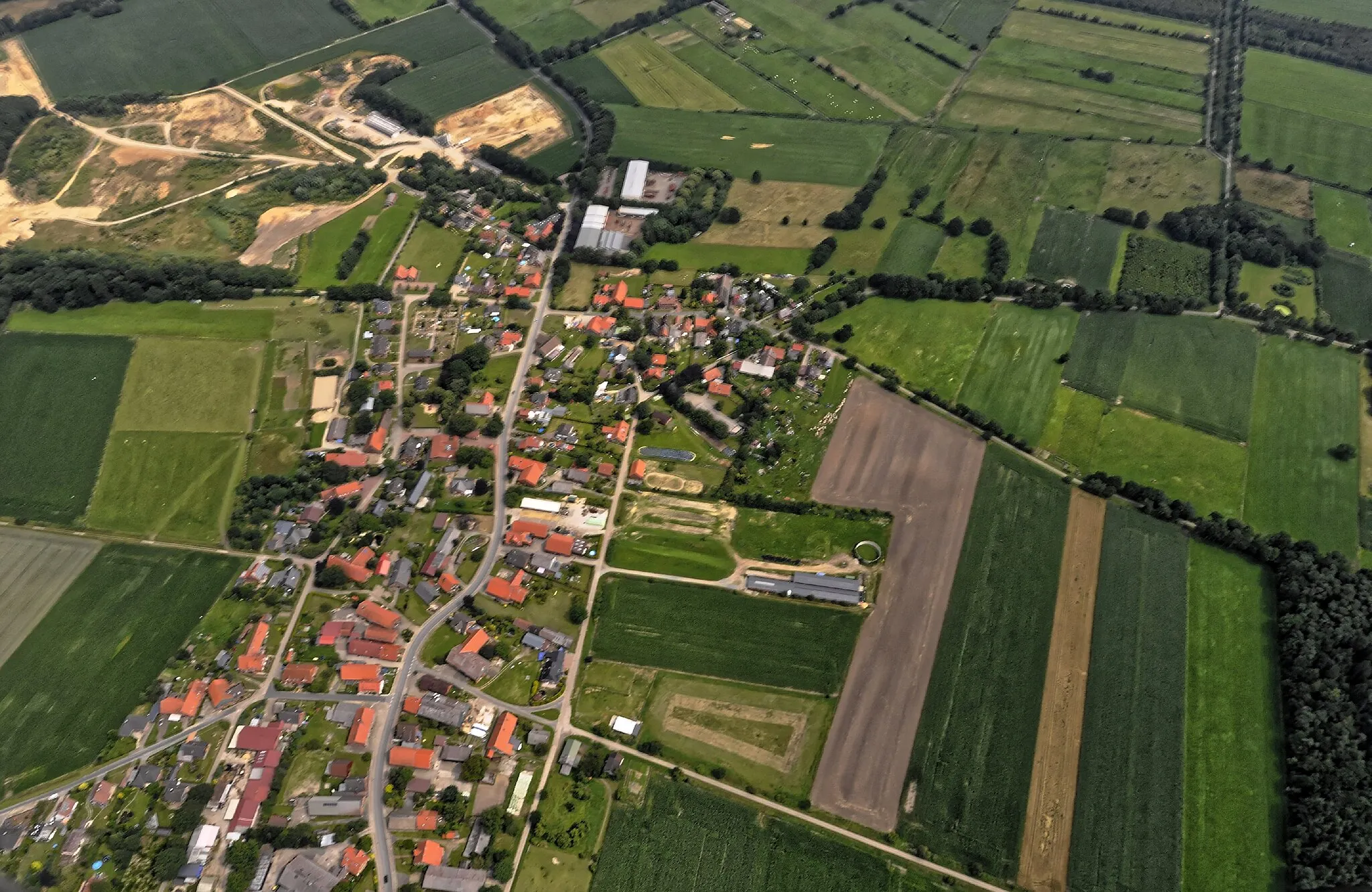 Photo showing: Bilder vom Flug Nordholz Hammelburg 2015: Wehden, Blick von Westen.