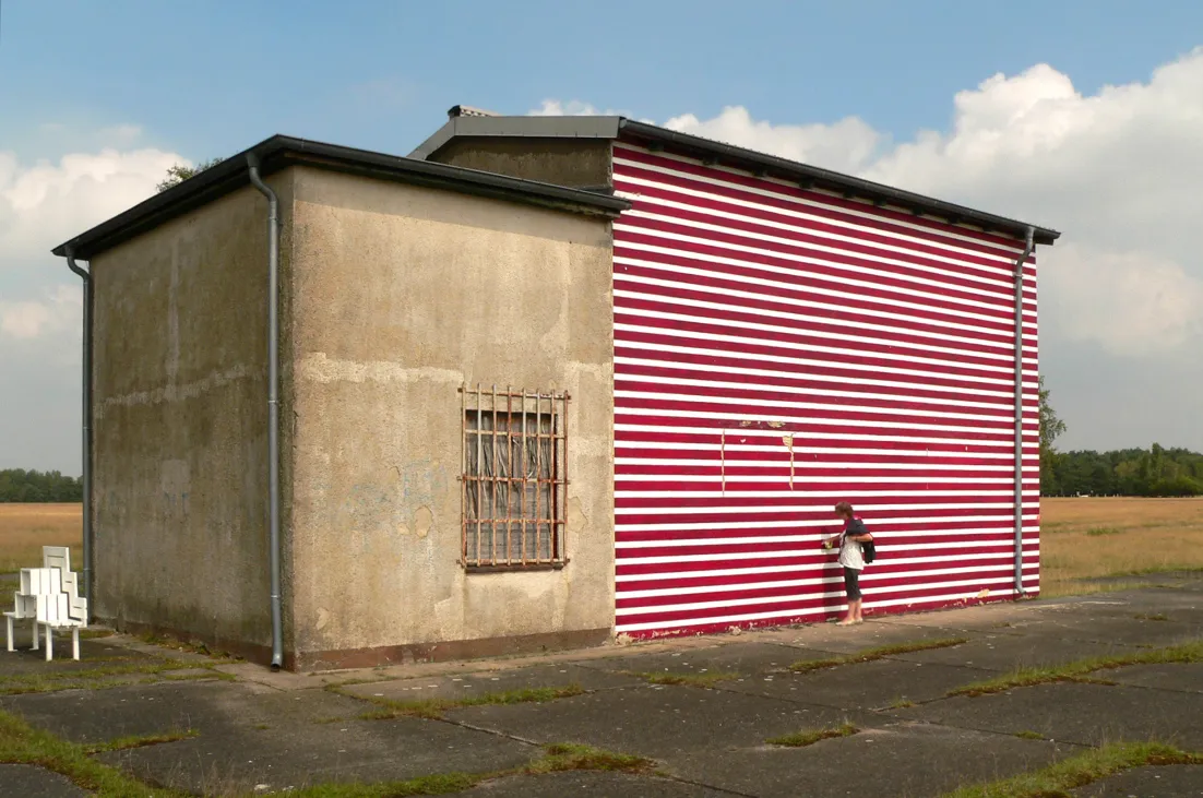 Photo showing: Transformatorenhaus auf Freifläche Camp Reinsehlen