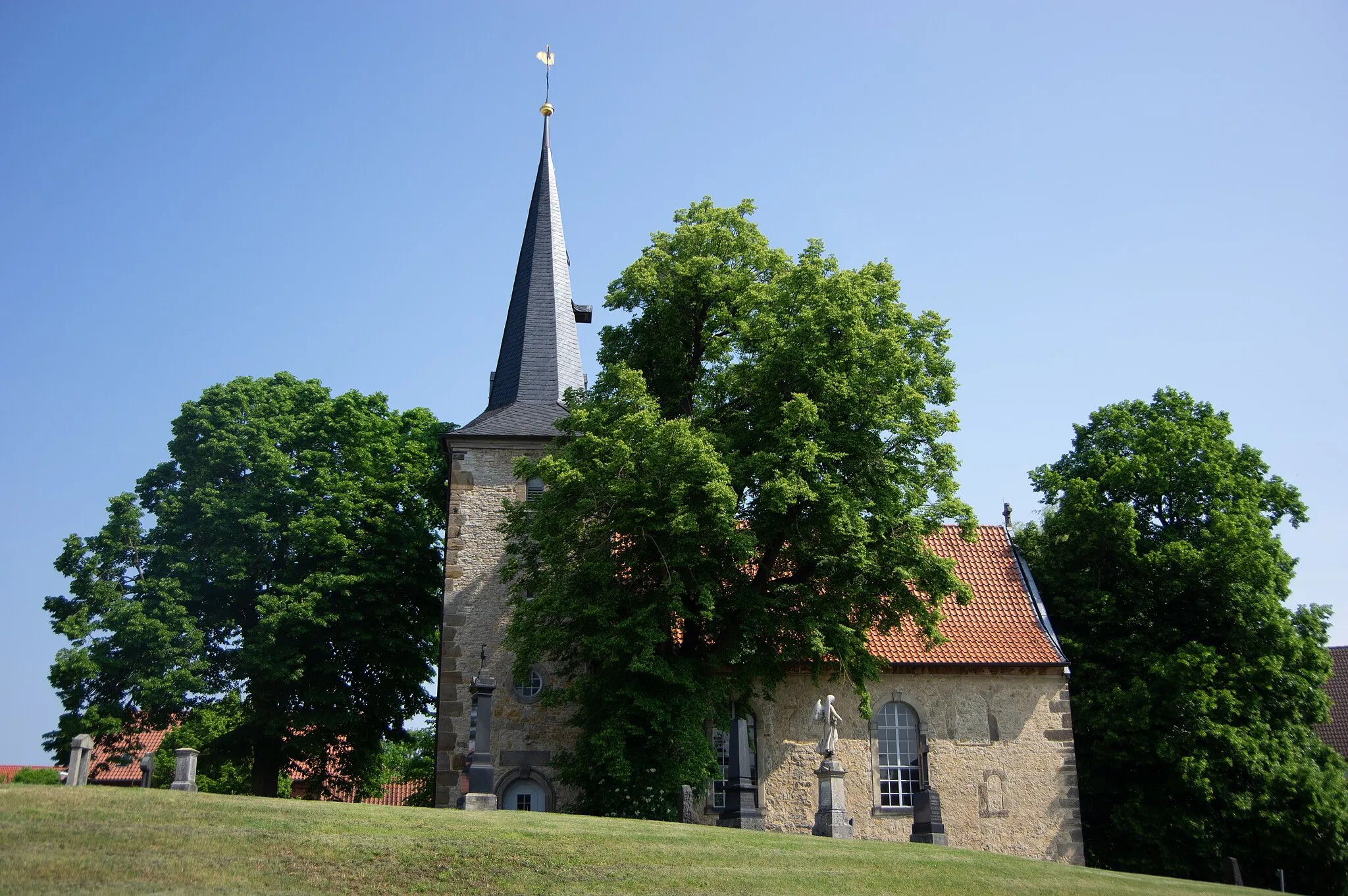 Photo showing: Sarstedt, Ortsteil Grödingen in Niedersachsen. Das Gebäude, Adresse befindet sich im Namen, steht unter Denkmalschutz.