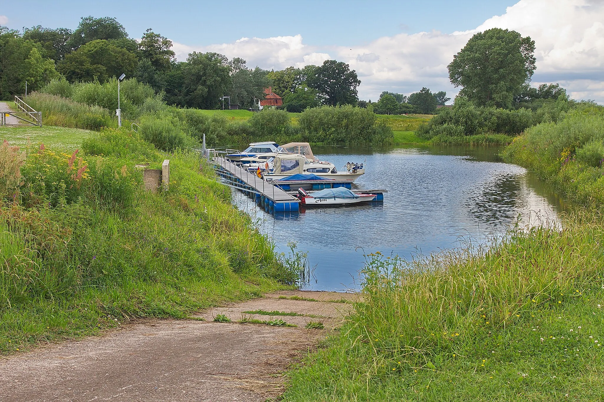 Photo showing: Allerhafen in Westen (Dörverden), Niedersachsen, Deutschland.