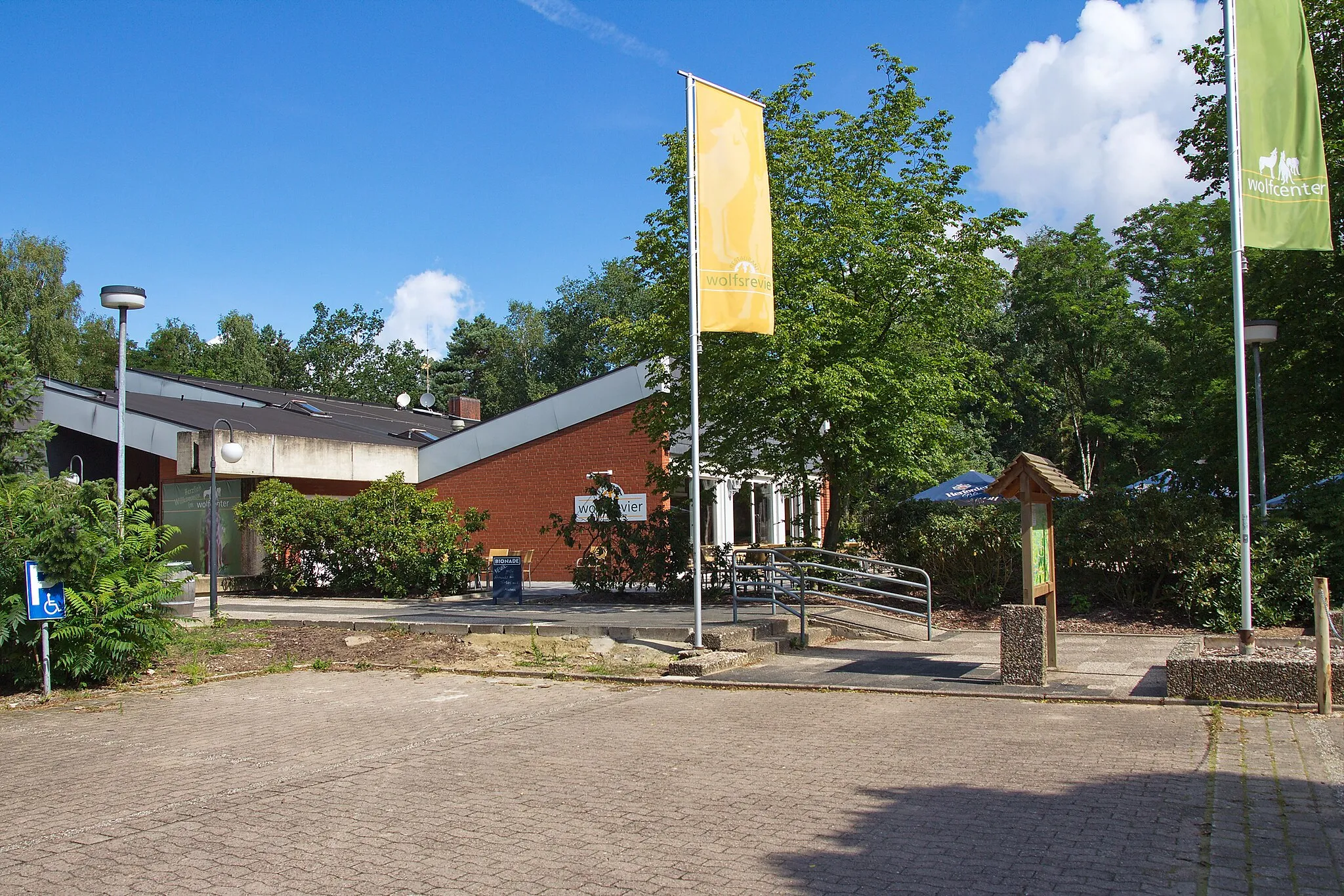 Photo showing: Wildpark "Wolfscenter" in Barme (Dörverden), Niedersachsen, Deutschland.