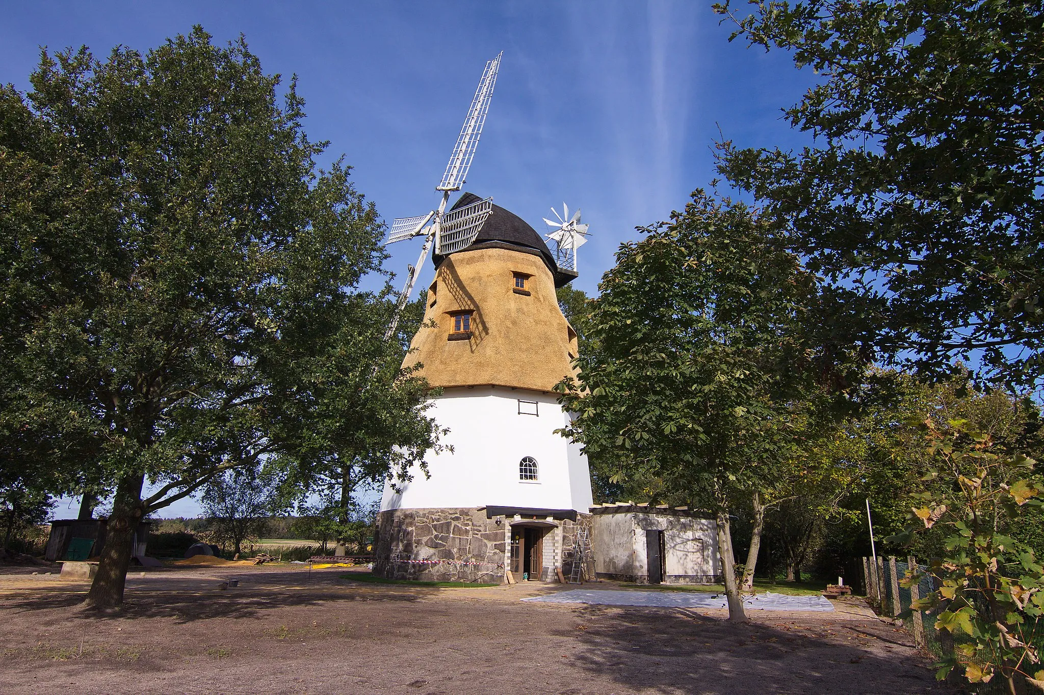 Photo showing: Windmühle in Heber (Schneverdingen), Niedersachsen, Deutschland