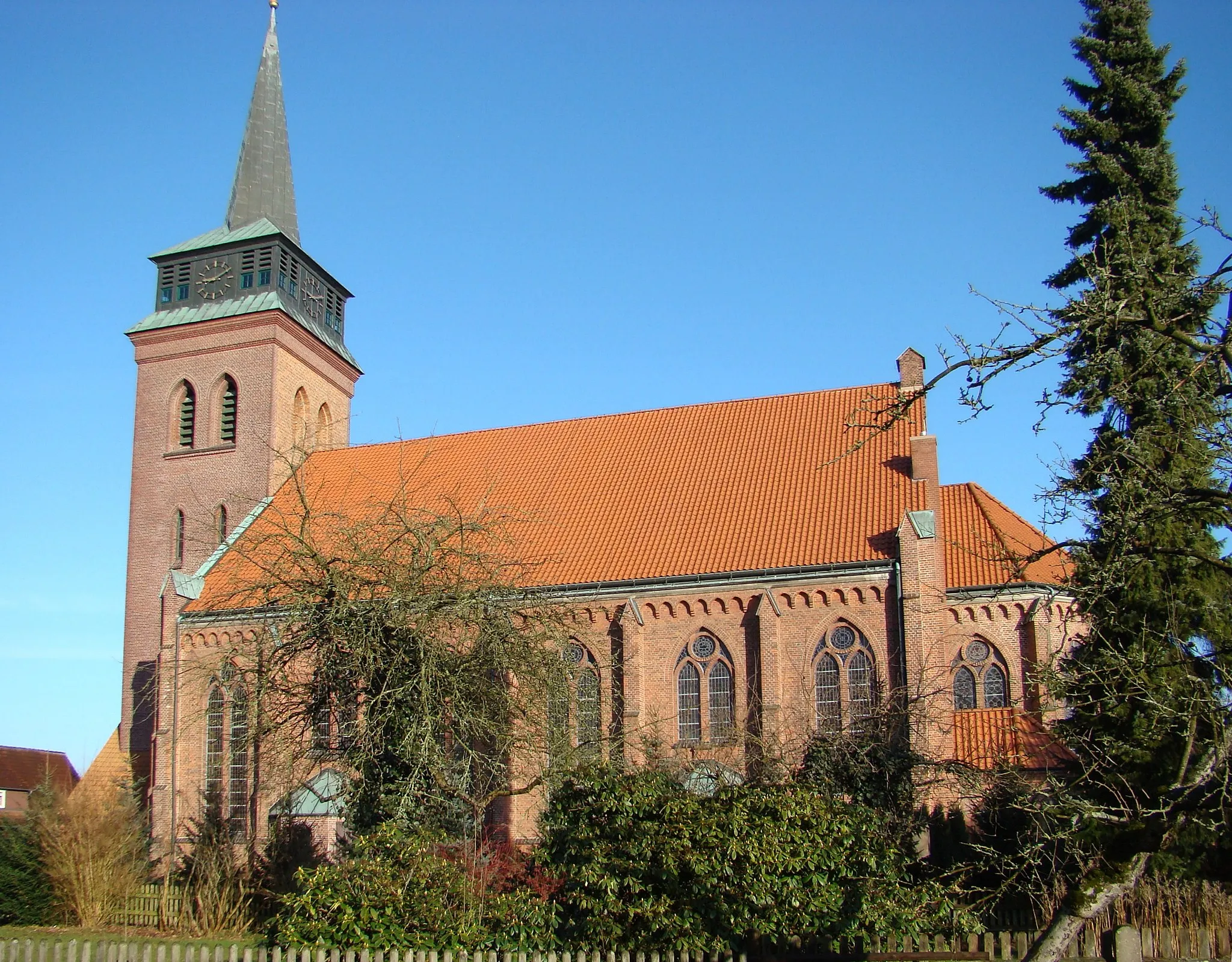 Photo showing: Große Kreuzkirche Hermannsburg