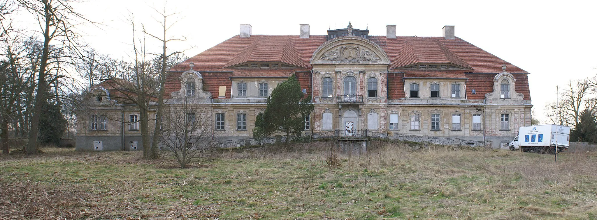 Photo showing: Tützpatz, Landkreis Demmin, Gutshaus, Ostseite (Hofseite)