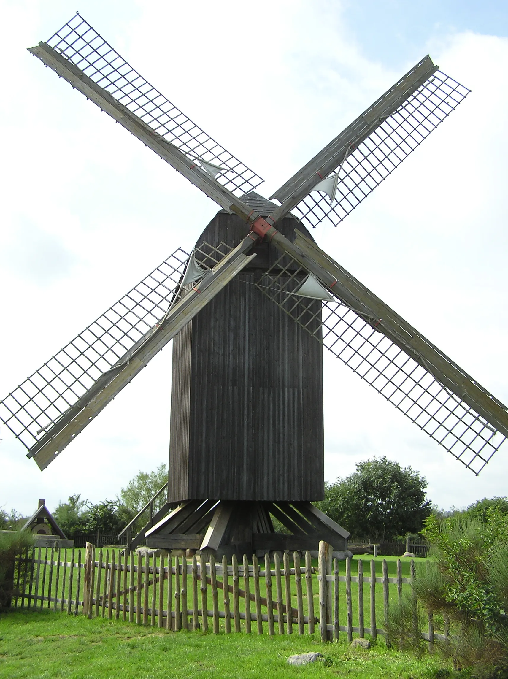 Photo showing: Post mill at Pudagla, Mecklenburg-Vorpommern,Germany