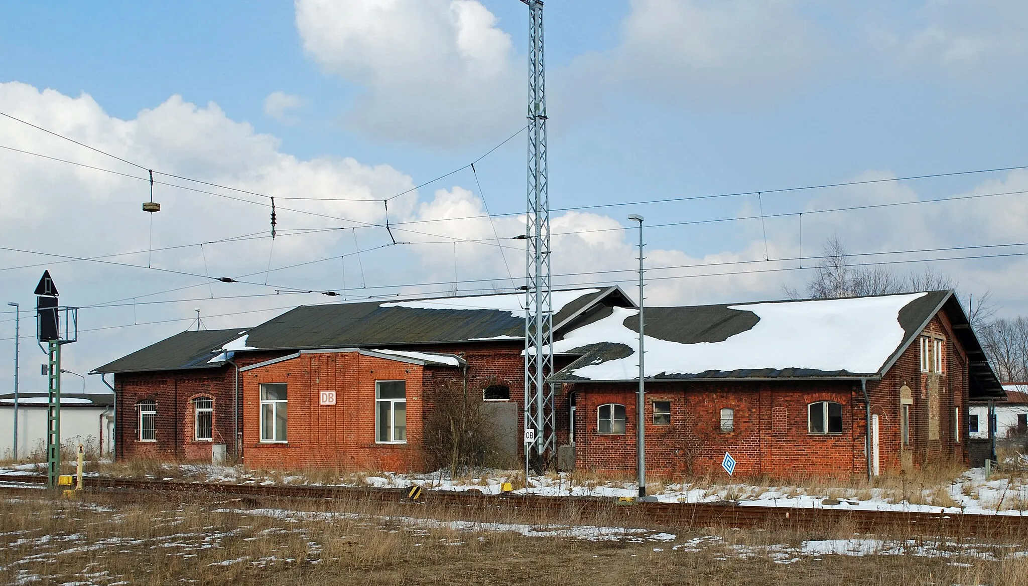Photo showing: Nebengebäude des Bahnhofs in Pasewalk.