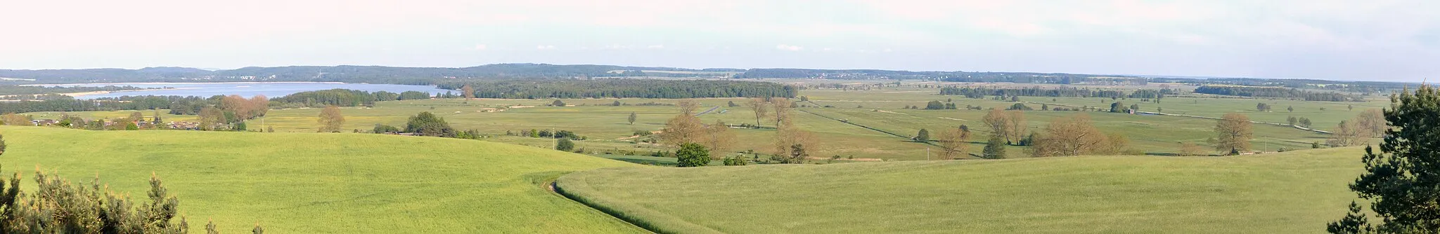 Photo showing: Panorama mit Gothensee und Thurbruch vom Aussichtsturm des Kückelsbergs