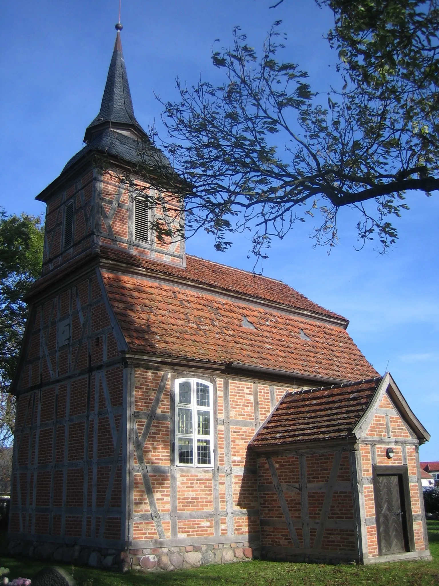 Photo showing: Dorfkirche Glocksin, Ortsteil von Neverin, Landkreis Mecklenburgische Seenplatte