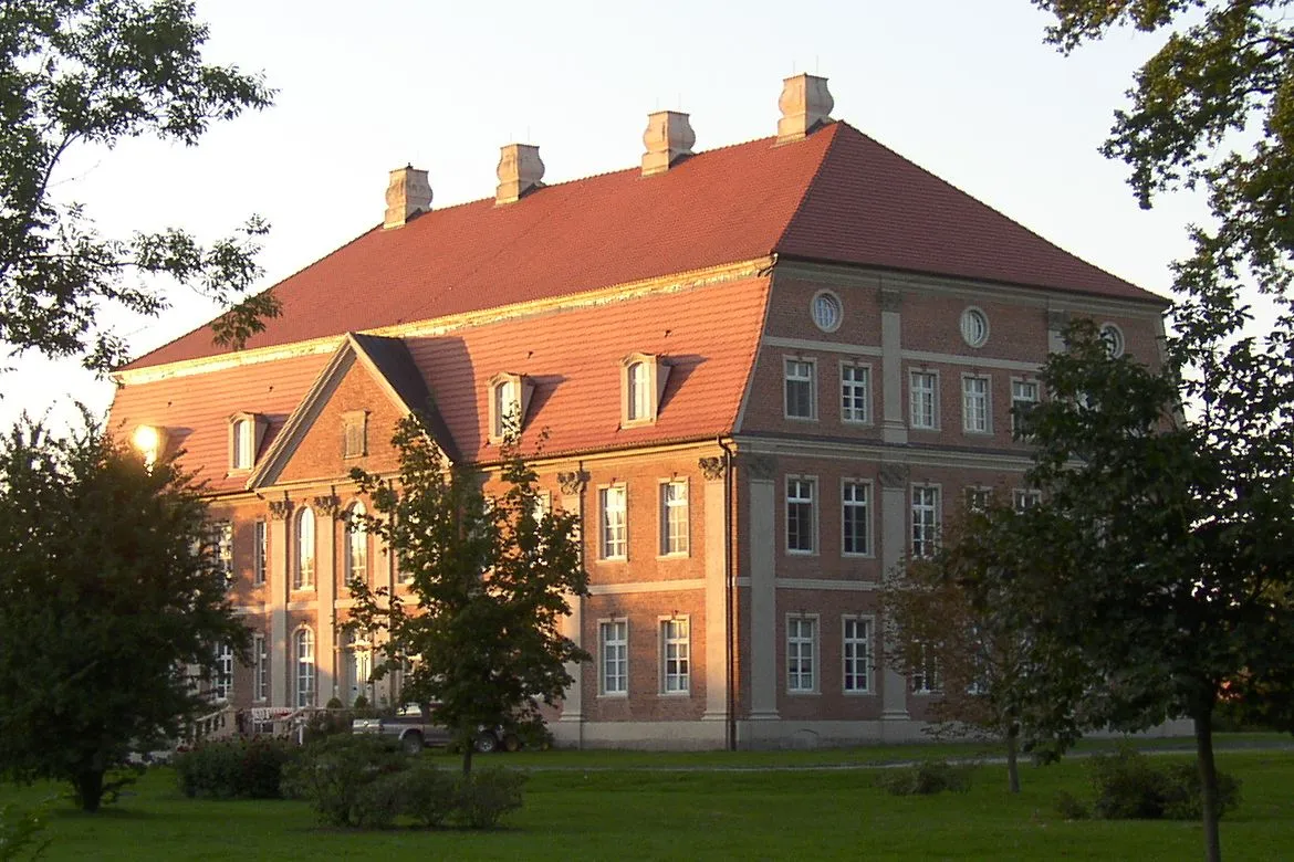Photo showing: Prebberede palace in Mecklenburg-Western Pomerania, Germany
