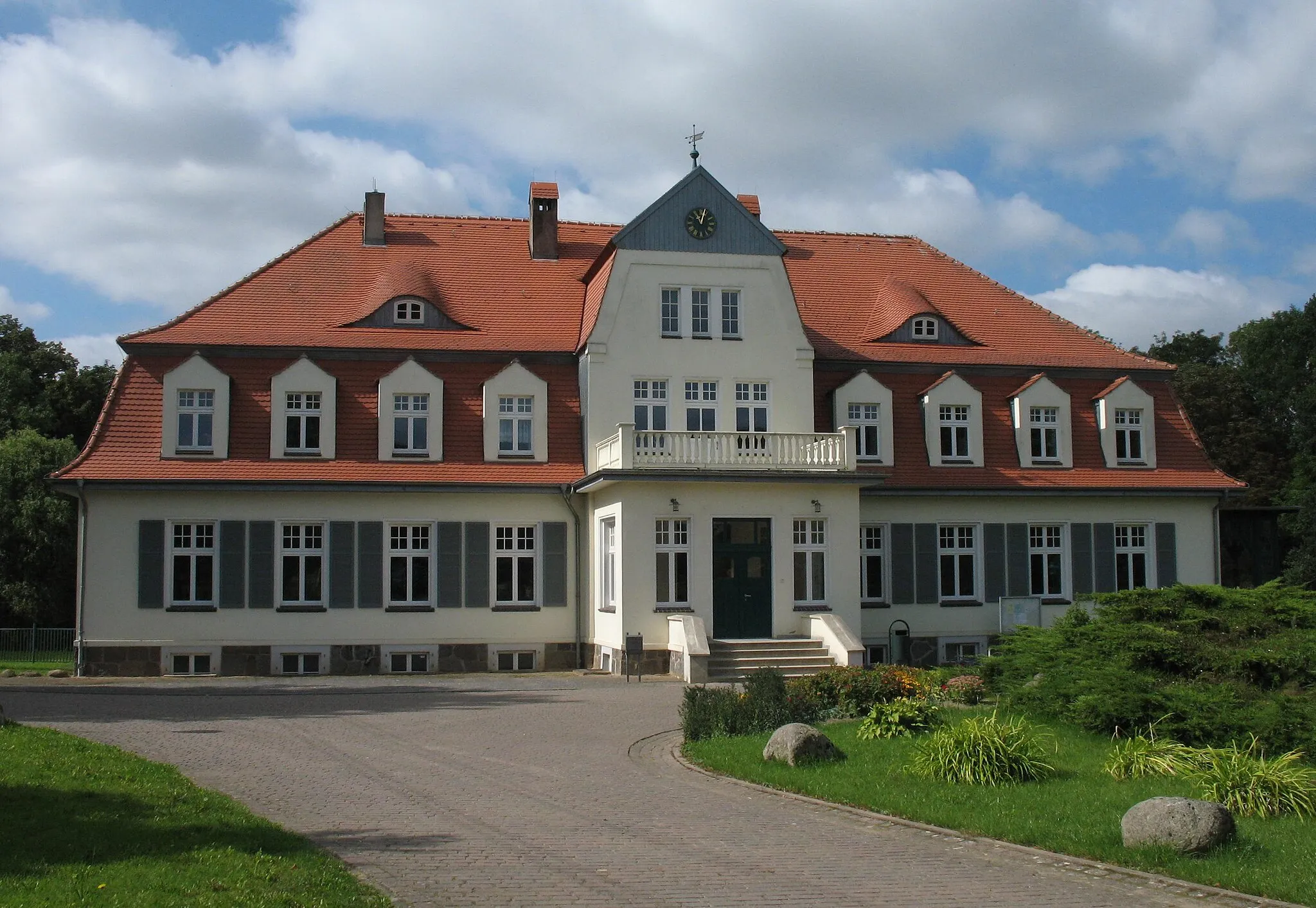 Photo showing: Manor in Wasdow in Mecklenburg-Western Pomerania, Germany
