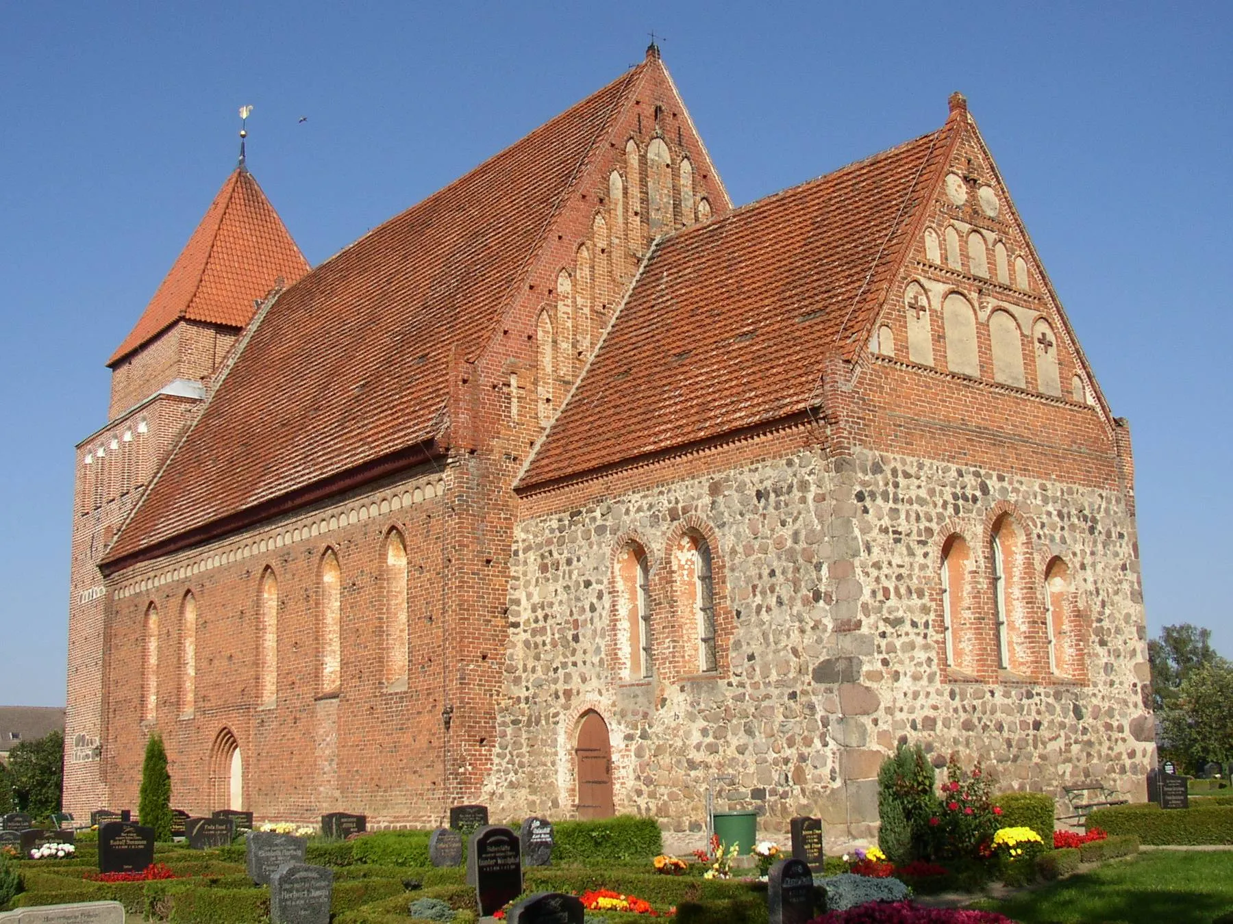 Photo showing: Church in Jördenstorf in Mecklenburg-Western Pomerania, Germany