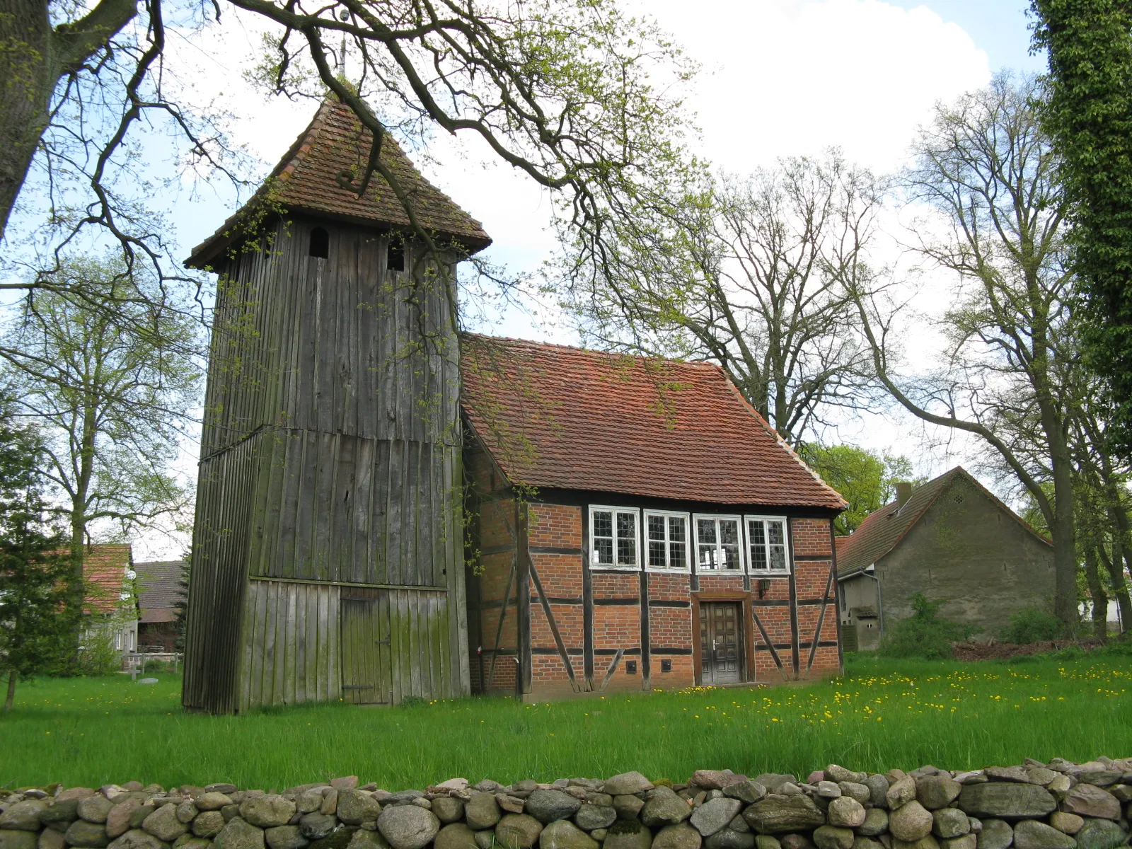 Photo showing: Church in Karrenzin, Mecklenburg-Vorpommern, Germany