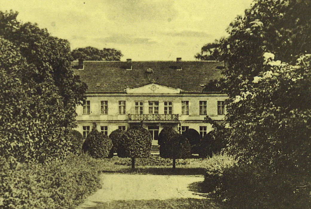 Photo showing: Gutshaus Krenzow im Jahre 1925, 17390 Rubkow-Krenzow
