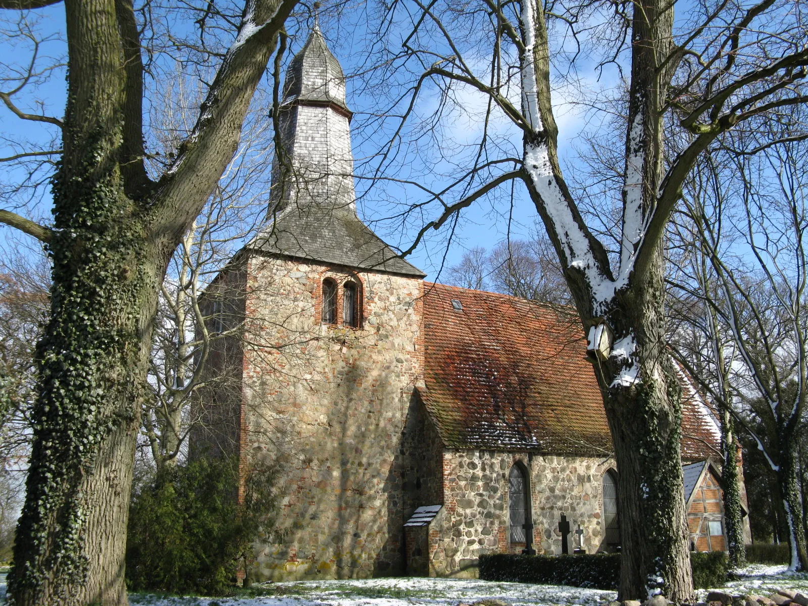 Photo showing: Church in Kladrum (Mecklenburg), Germany