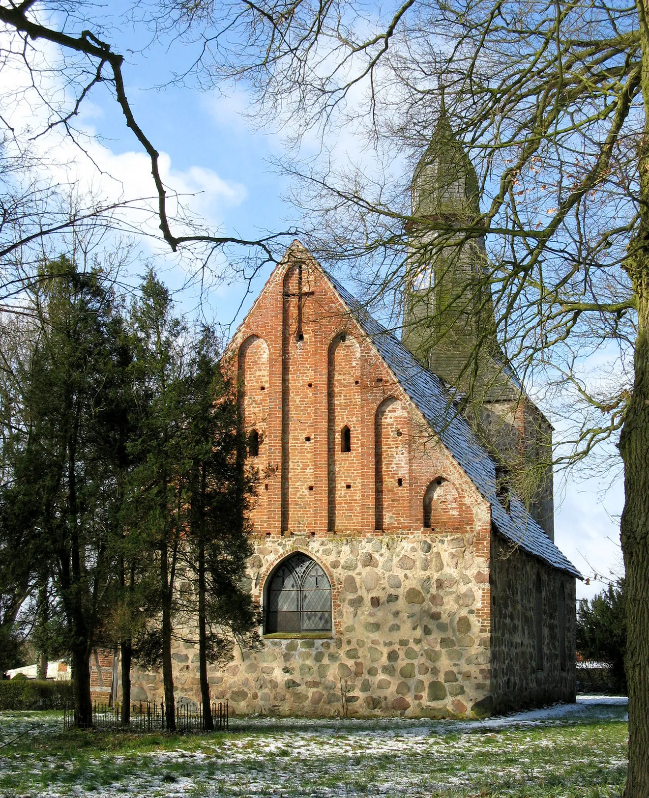 Photo showing: Church in Kladrum, district Parchim, Mecklenburg-Vorpommern, Germany
