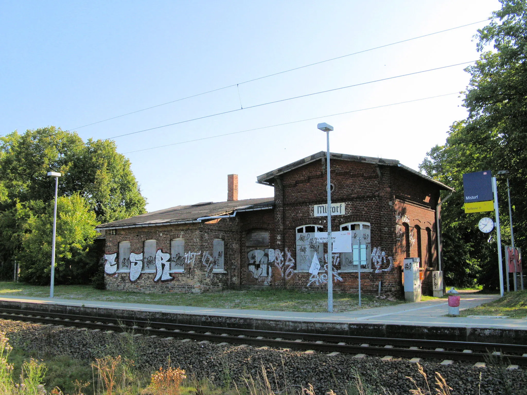 Photo showing: Train station in Mistorf, disctrict Güstrow, Mecklenburg-Vorpommern, Germany