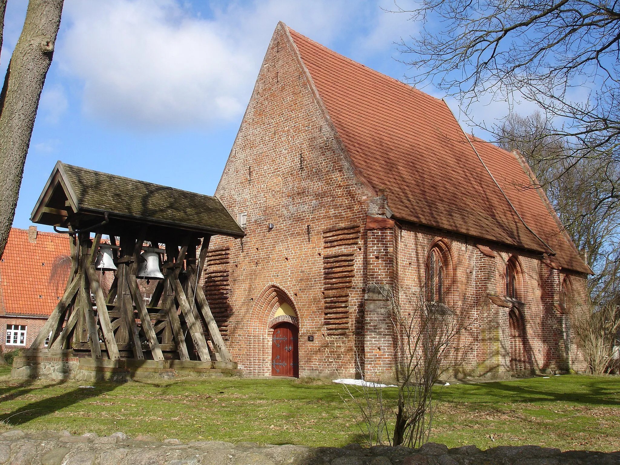 Photo showing: Church in Alt Meteln, district Nordwestmecklenburg, Mecklenburg-Vorpommern, Germany