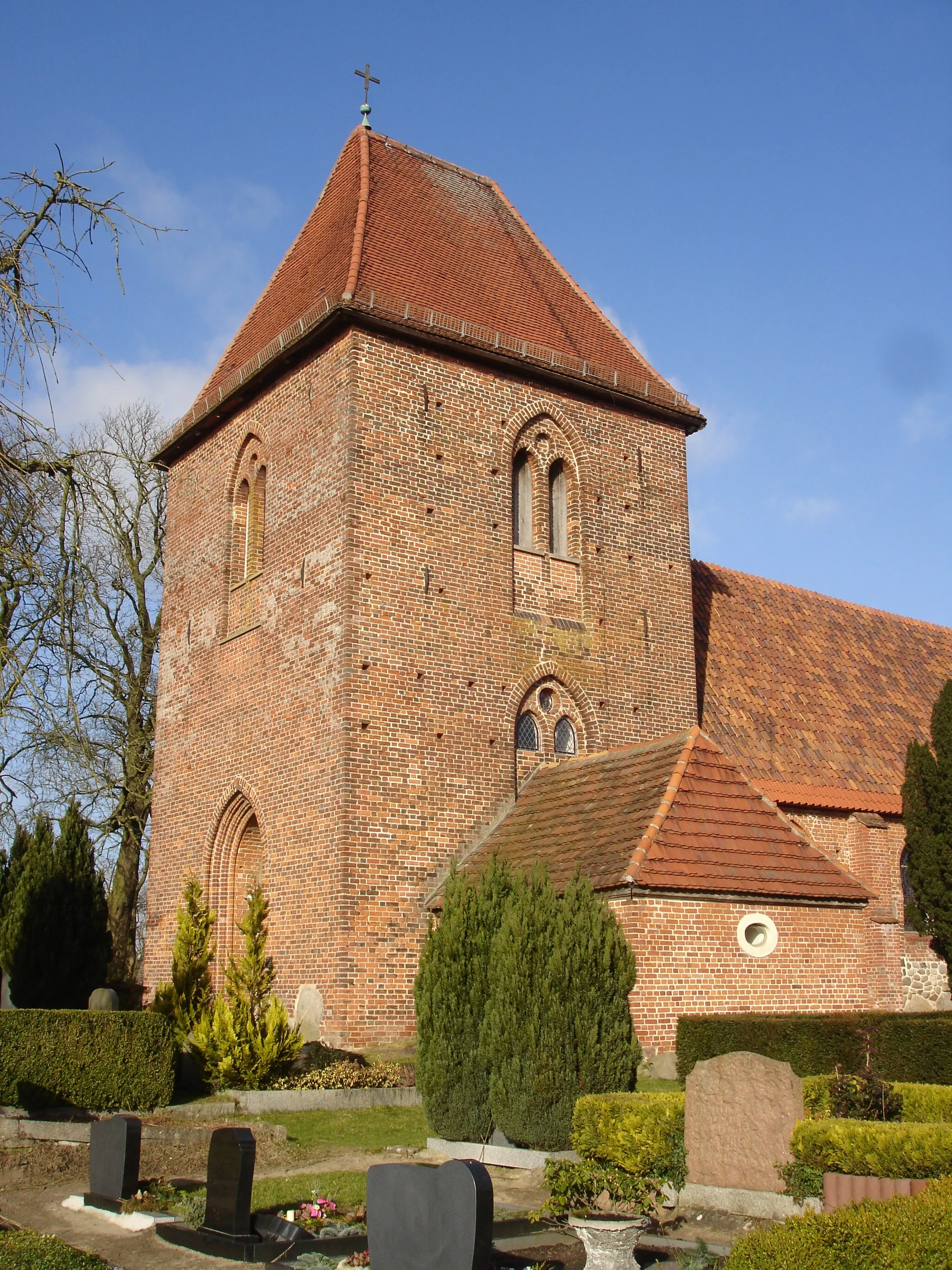 Photo showing: Church in Groß Brütz, district Nordwestmecklenburg, Mecklenburg-Vorpommern, Germany