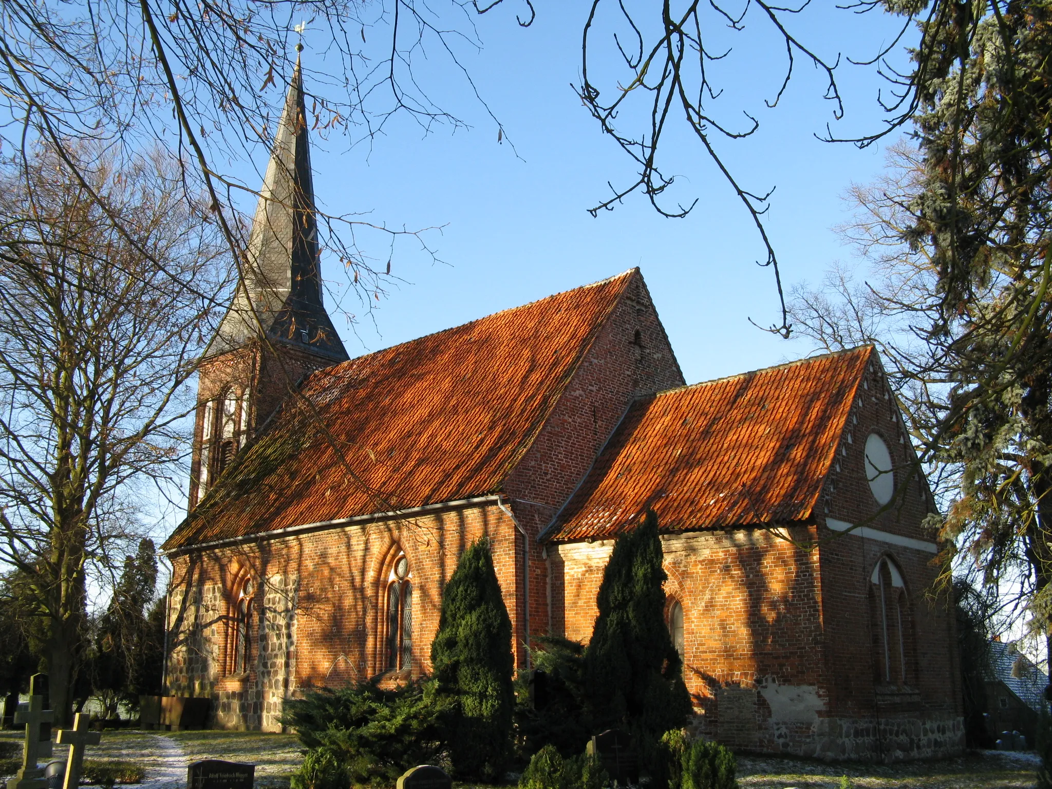 Photo showing: Church in Lübsee, district Nordwestmecklenburg, Mecklenburg-Vorpommern, Germany