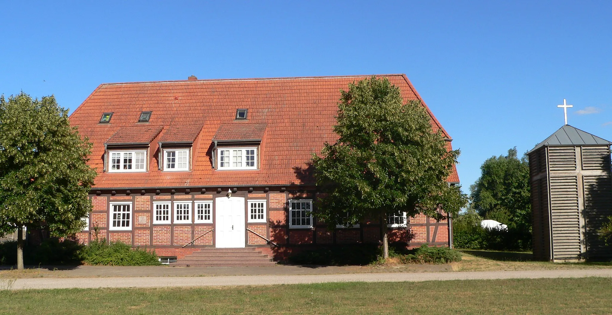 Photo showing: Römisch-katholische Kirche "St. Josef" in Zühr, einem Ortsteil von Körchow in der Stadt Wittenburg, im Landkreis Ludwigslust-Parchim in Mecklenburg-Vorpommern.