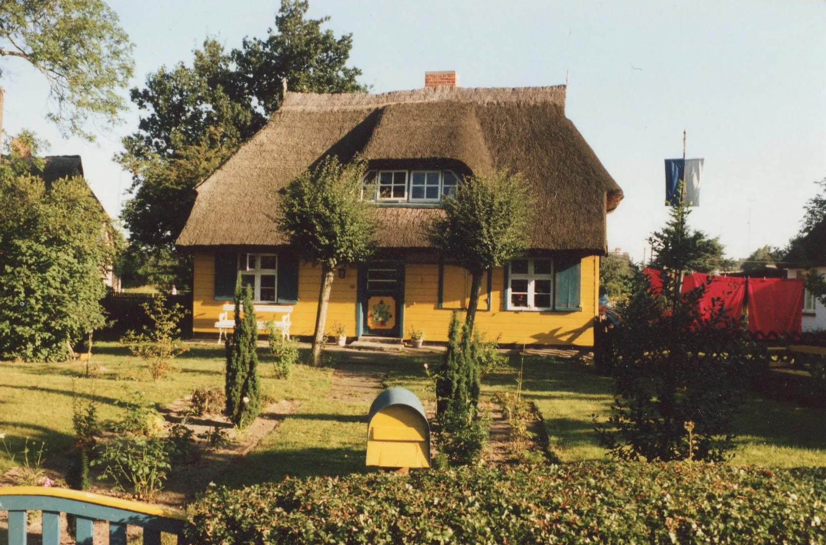 Photo showing: Typisches Darßer Haus