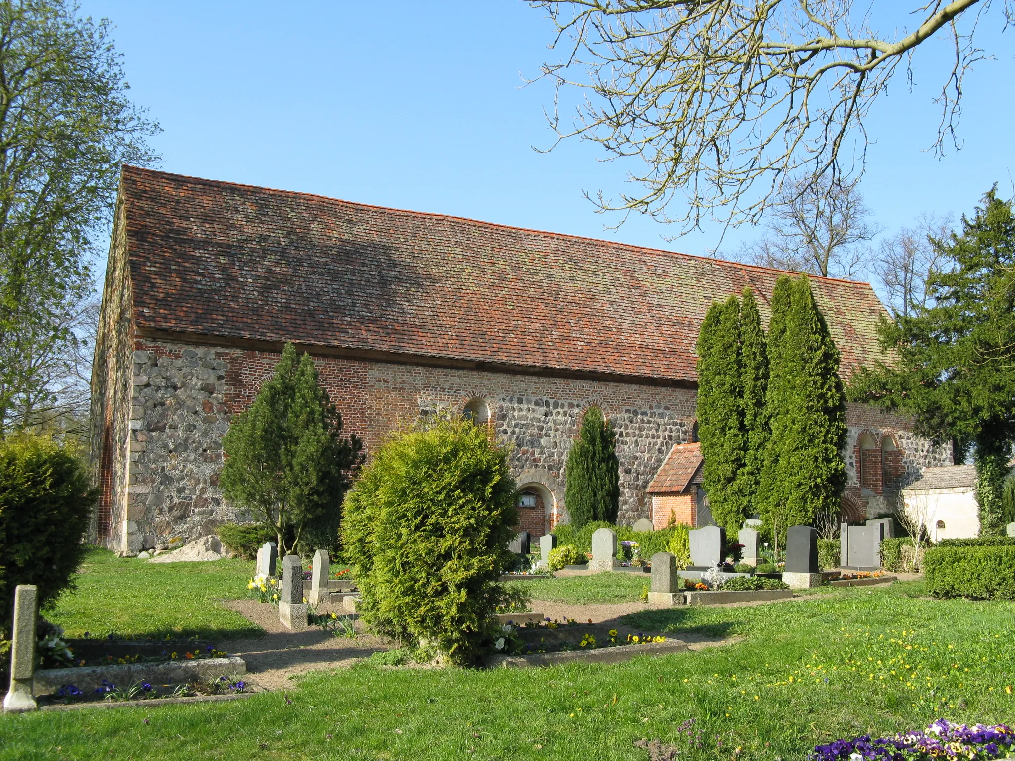 Photo showing: Church of Lüdershagen near Hoppenrade, district Güstrow, Mecklenburg-Vorpommern, Germany