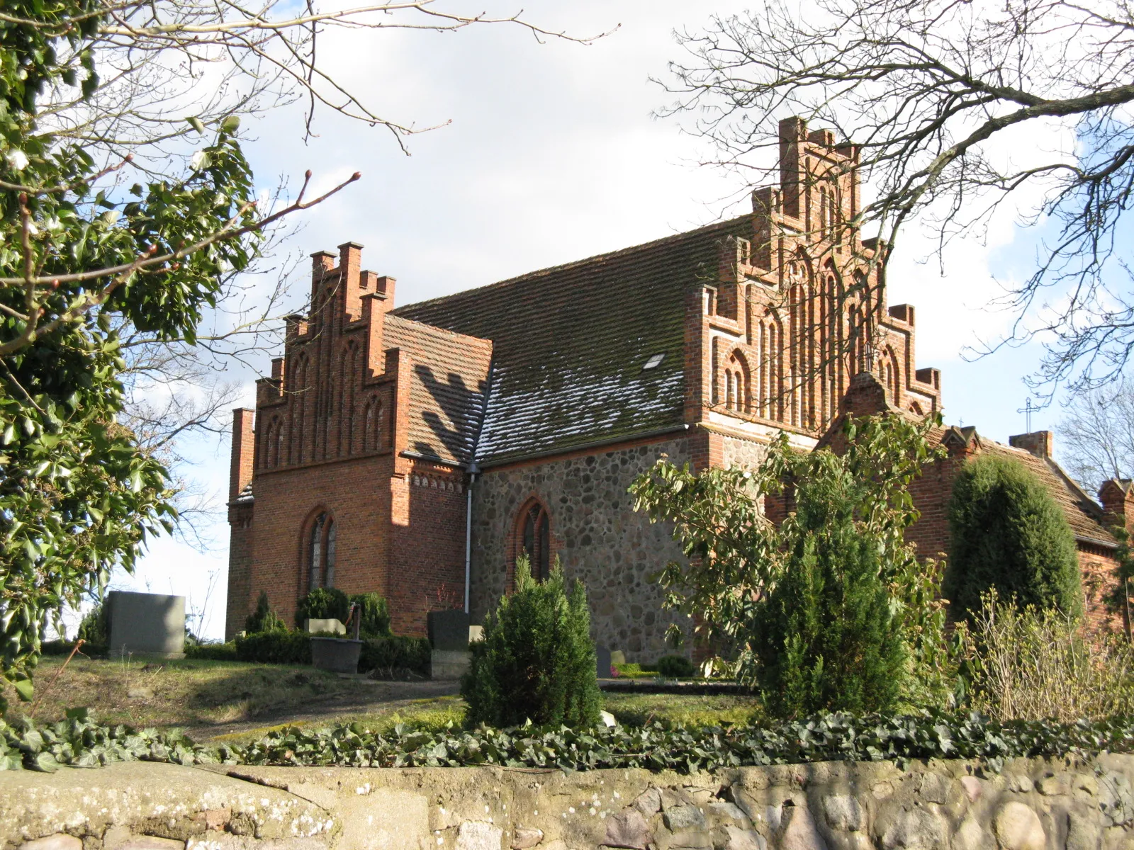 Photo showing: Church in Karow (Mecklenburg), Germany