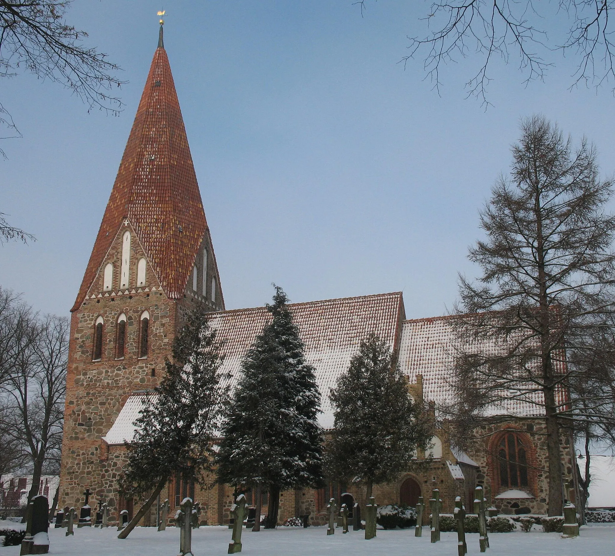 Photo showing: Church in Elmenhorst/Lichtenhagen in Mecklenburg-Western Pomerania, Germany
