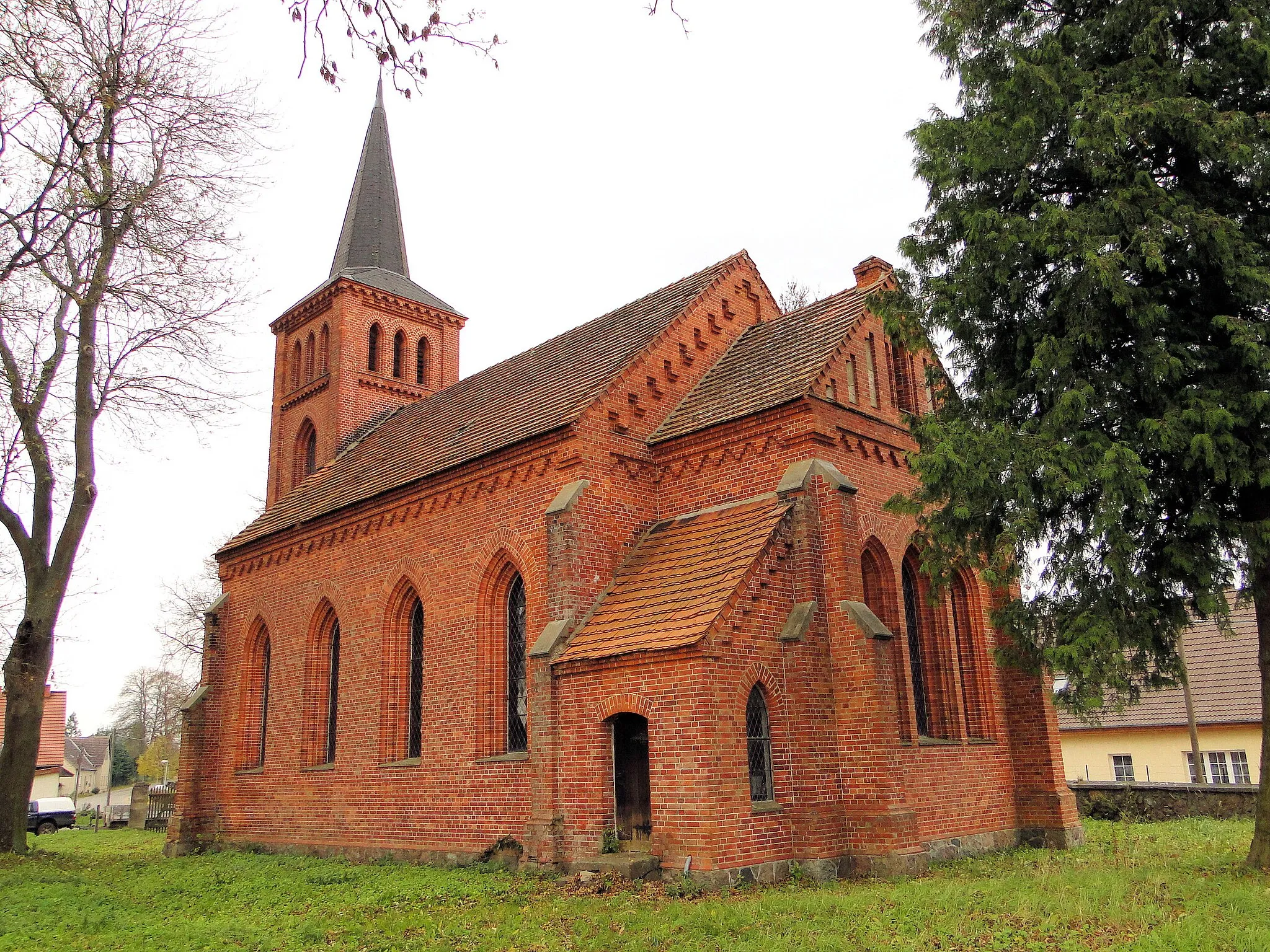 Photo showing: Church in Goldenbaum, district Mecklenburg-Strelitz, Mecklenburg-Vorpommern, Germany