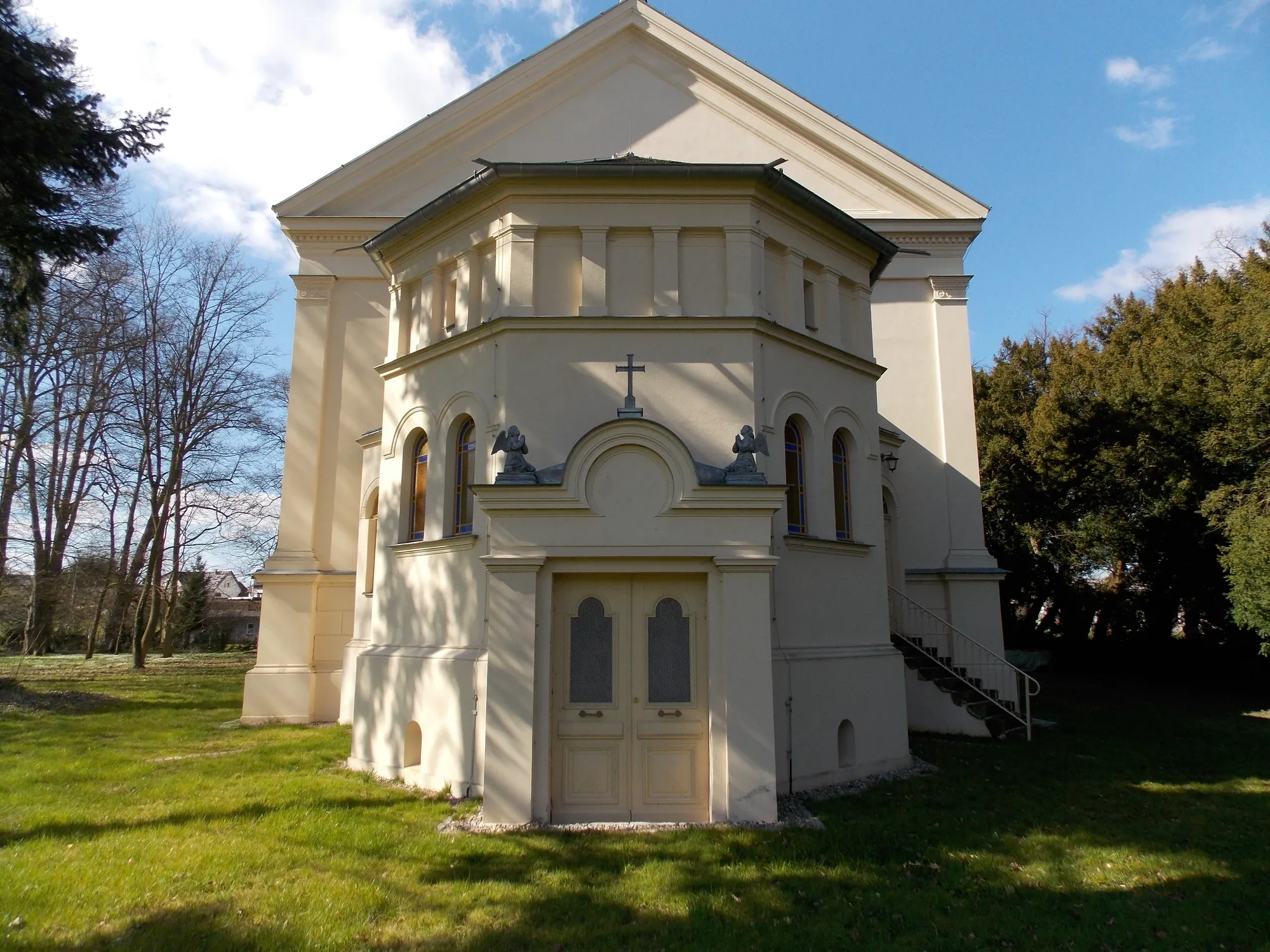 Photo showing: klassizistische Gutskapelle, Gut Melkof, Grabkapelle Familie von der Decken