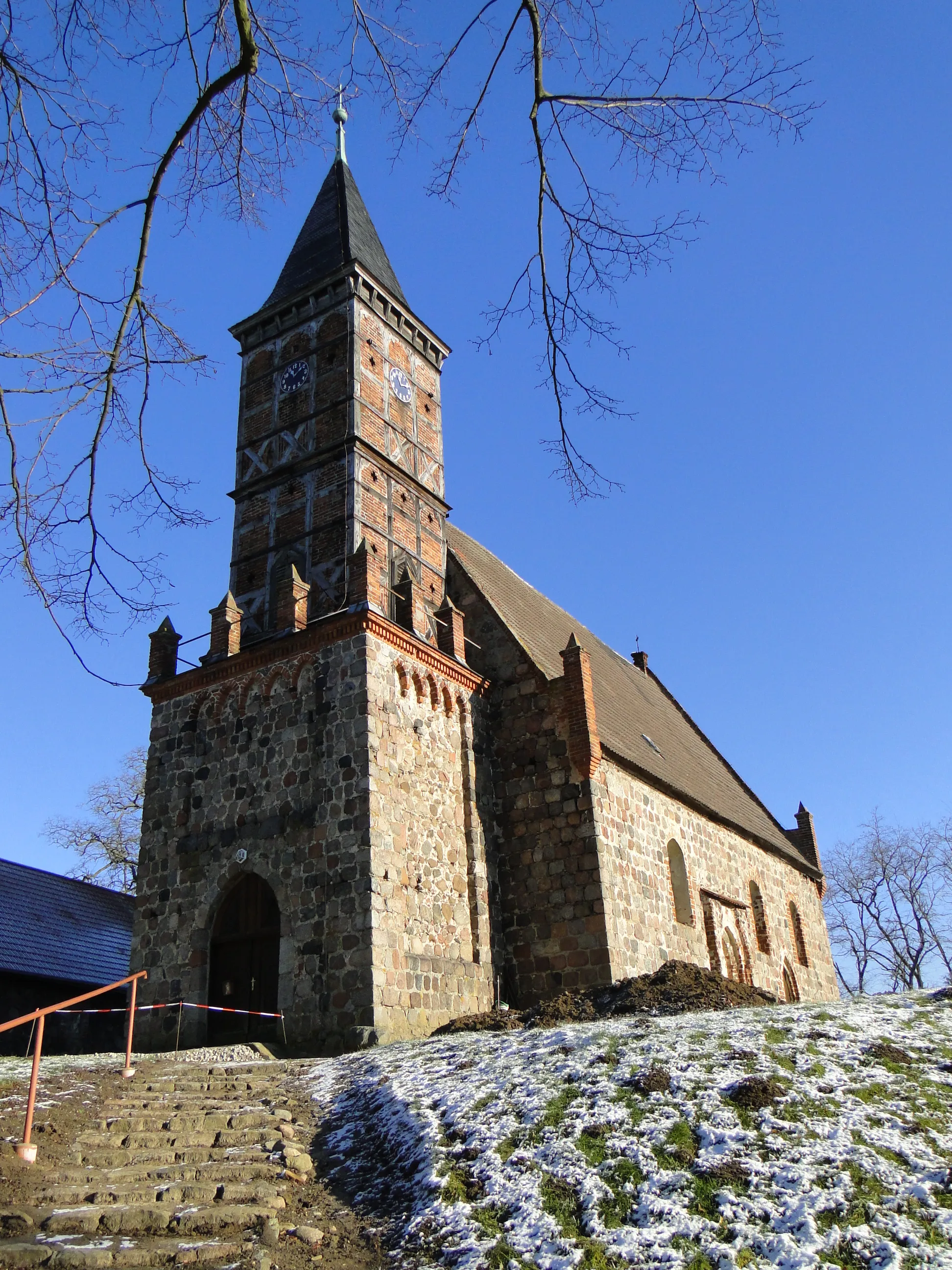 Photo showing: Church in Dahlen, district Mecklenburg-Strelitz, Mecklenburg-Vorpommern, Germany