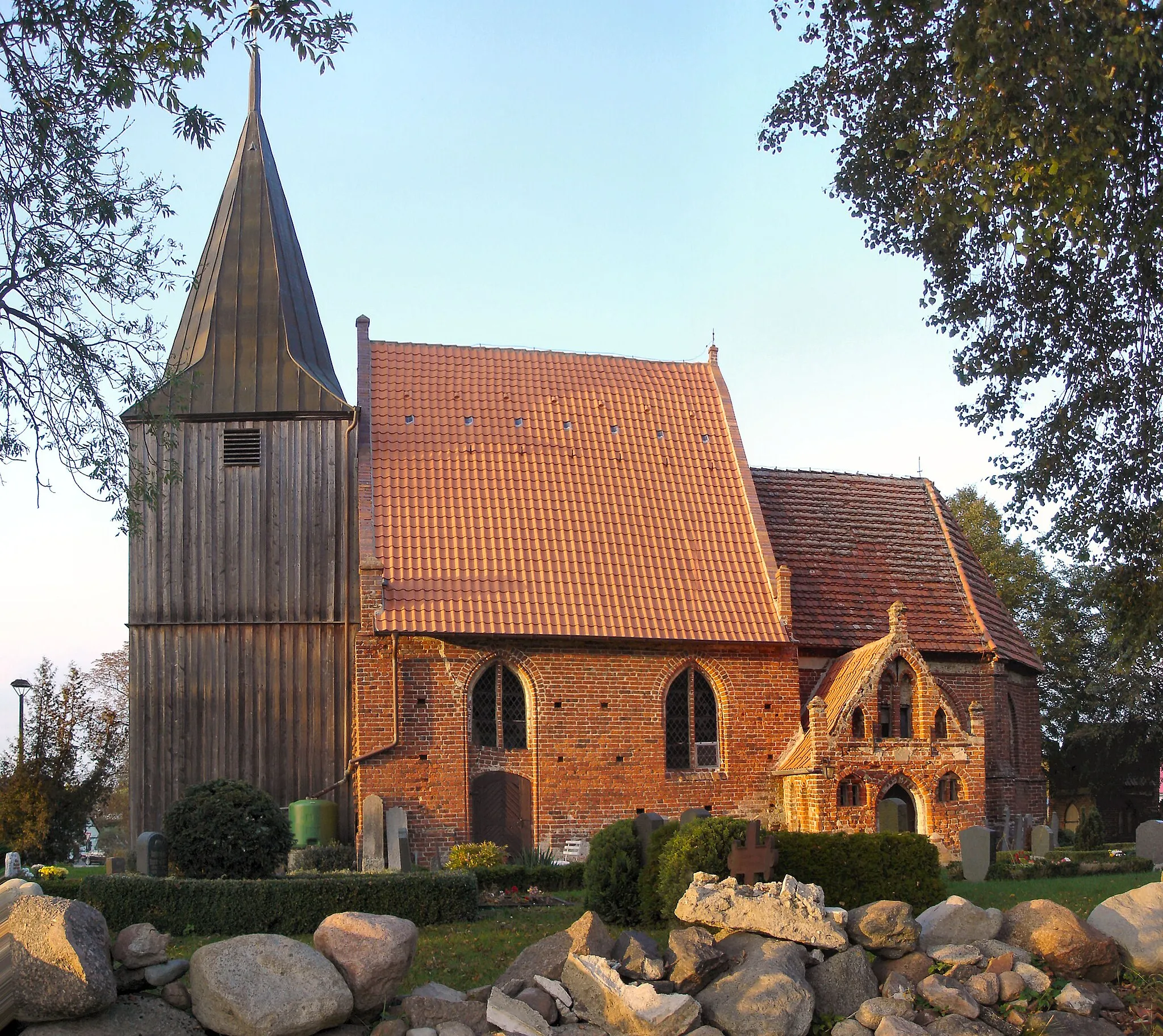 Photo showing: Kirche in Levenhagen bei Greifswald (Vorpommern) / Church in Levenhagen Western-Pomerania