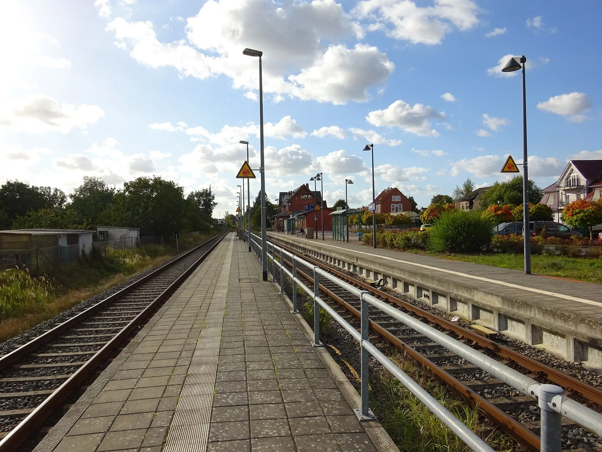 Photo showing: Sanitz (b Rostock) railway station