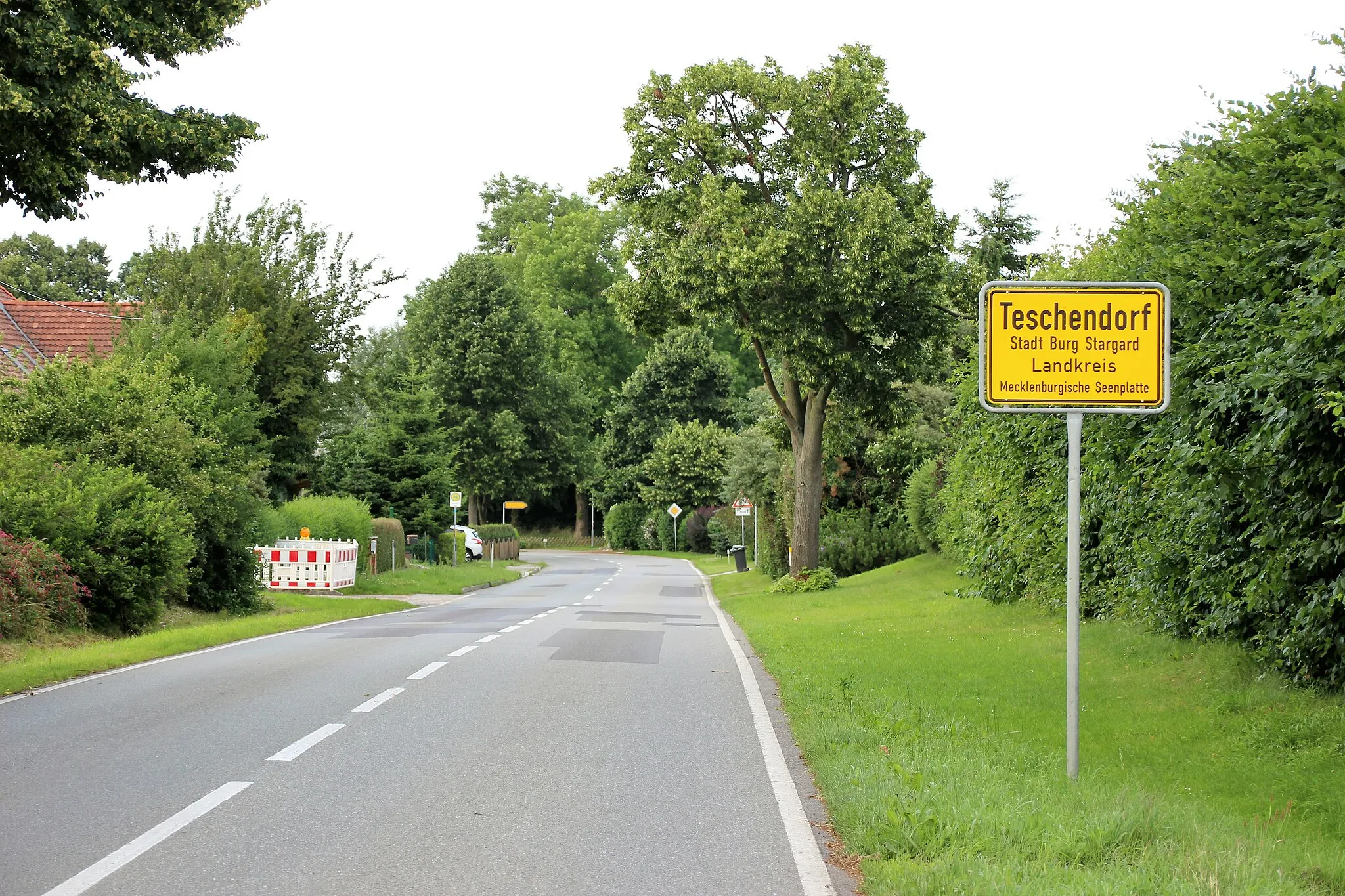 Photo showing: Südwestlicher Ortseingang