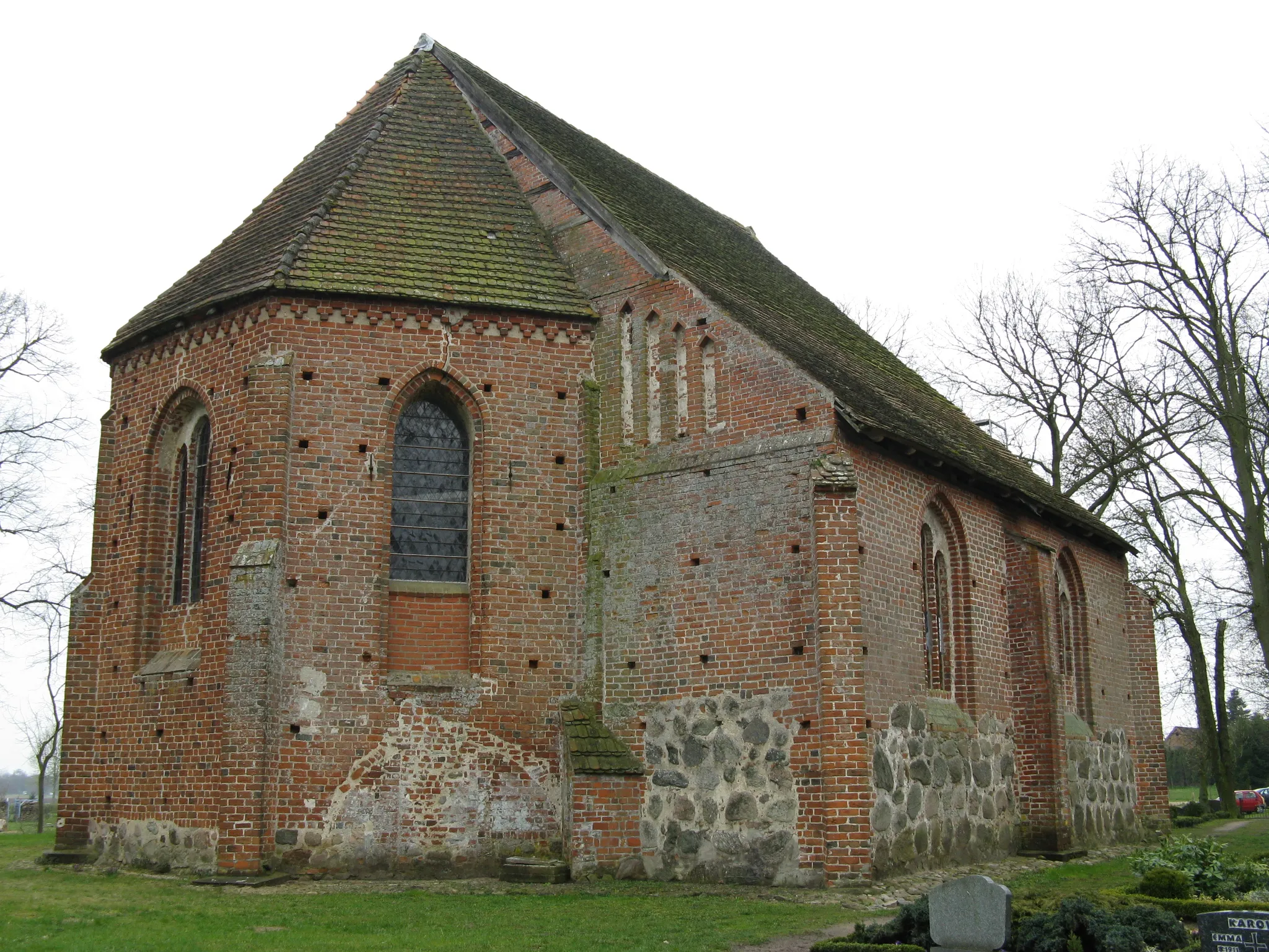 Photo showing: Church in Klinken, district Ludwigslust-Parchim, Mecklenburg-Vorpommern, Germany