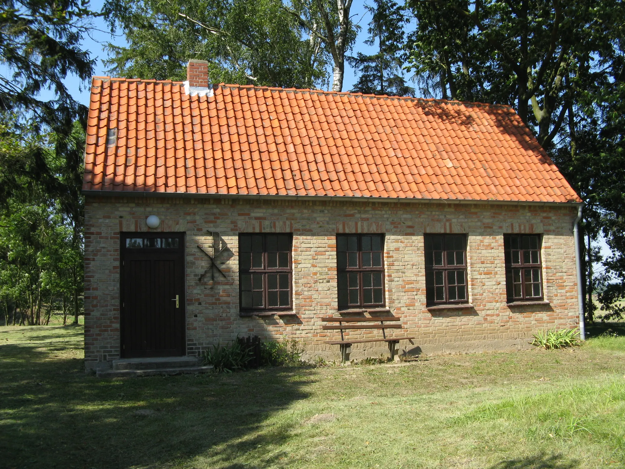 Photo showing: Church in Beestland, disctrict Demmin, Mecklenburg-Vorpommern, Germany