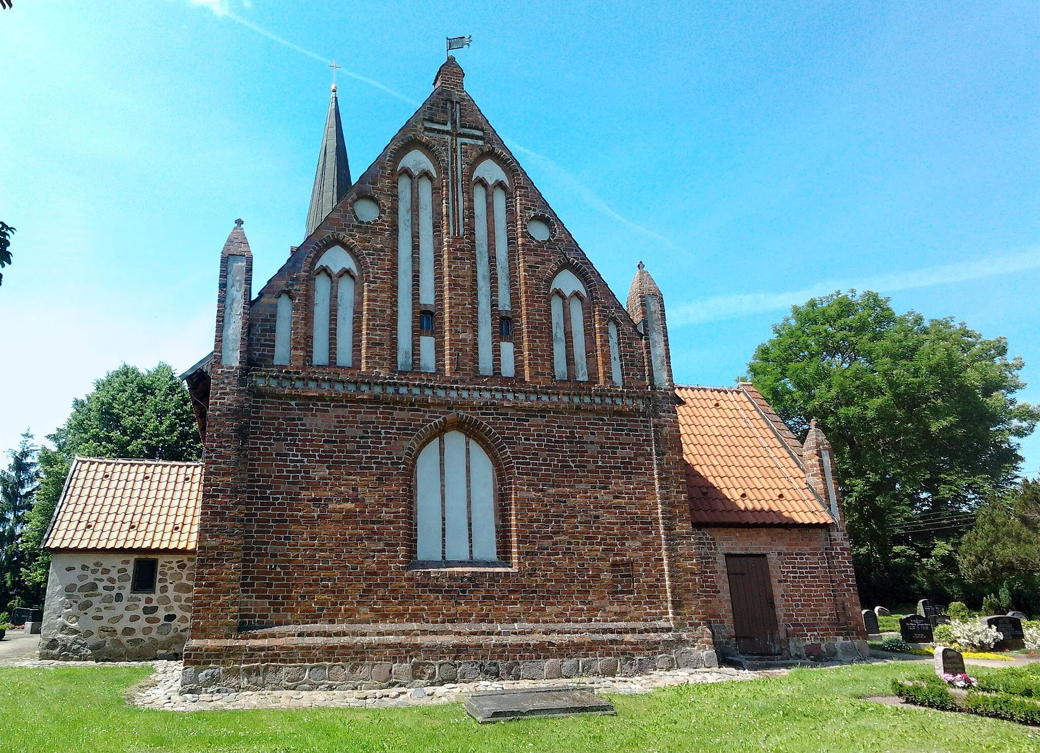 Photo showing: Kirche in Liepen, Landkreis Ostvorpommern, Ostgiebel