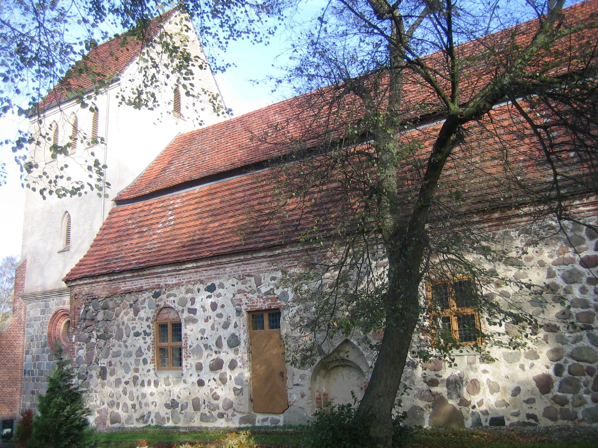Photo showing: Dorfkirche Trollenhagen, Landkreis Mecklenburgische Seenplatte
