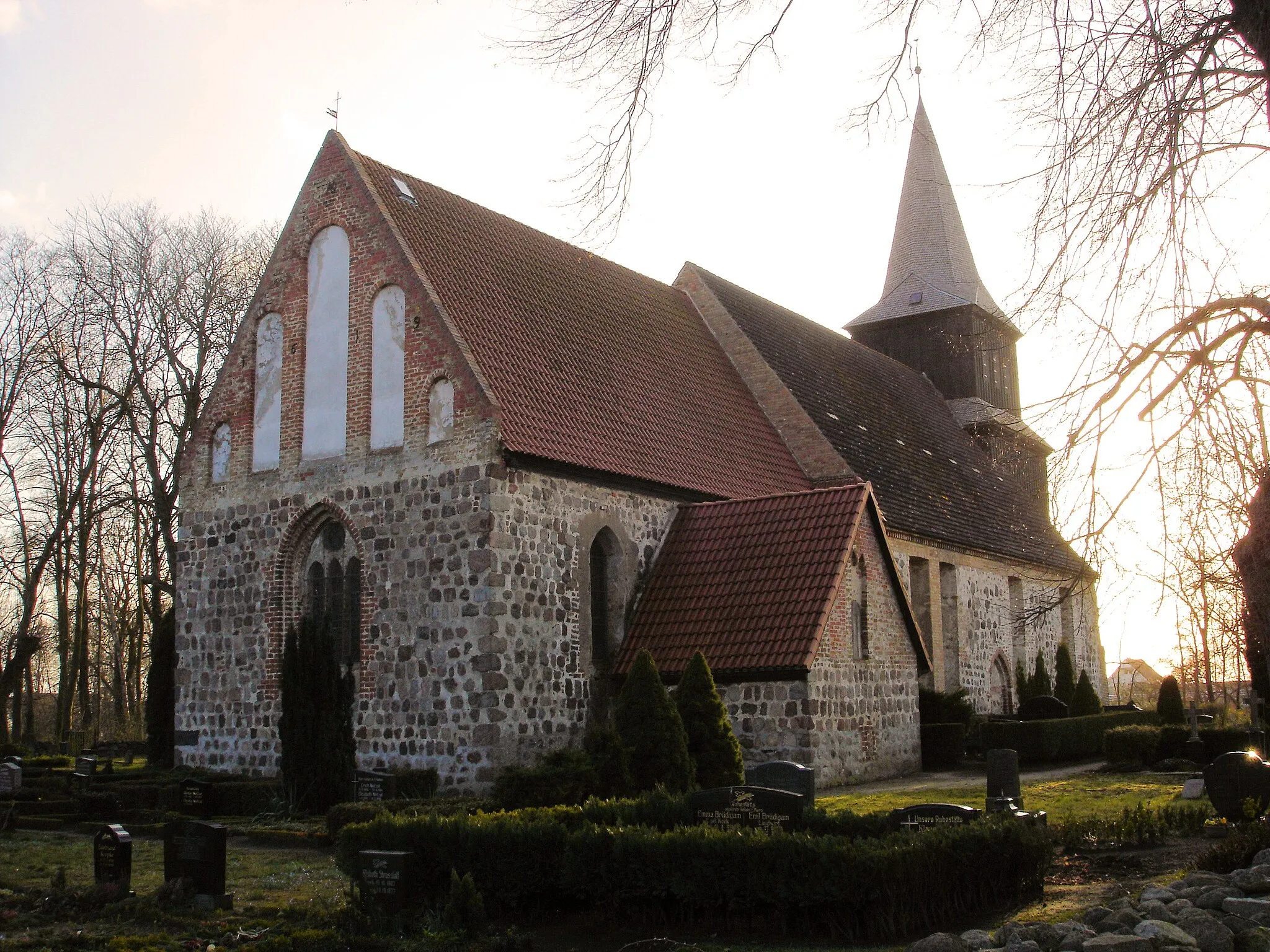 Photo showing: Kirche Blankenhagen / Church in Blankenhagen